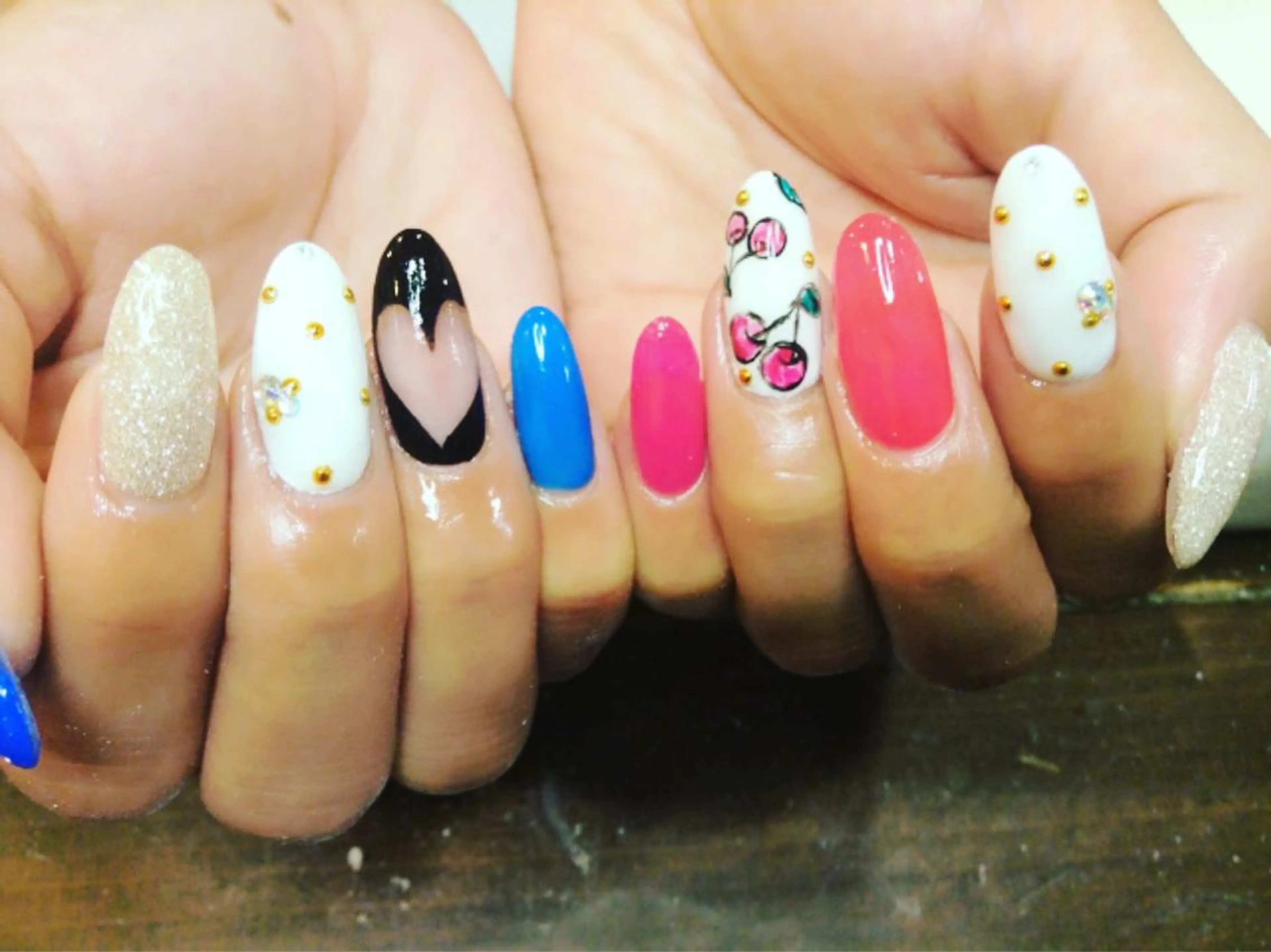 ネイル アートネイル ジェルネイル スカルプネイル ネイルサロン　wooone所属・wooone nail.yumiのネイルデザイン