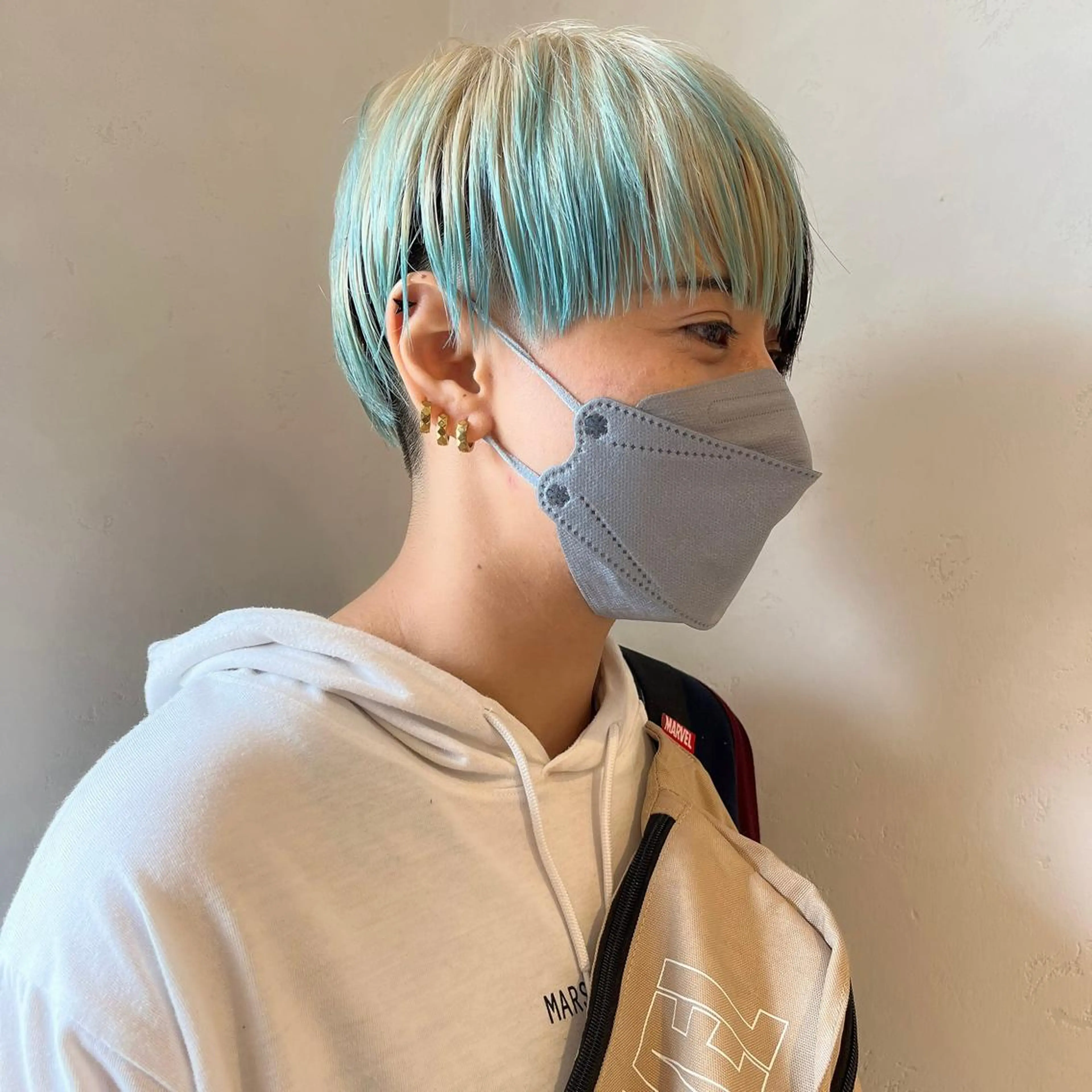 ショート カラー irwi/イルウィ所属・miku🎀門前仲町 ブリーチ・レイヤーのヘアスタイル