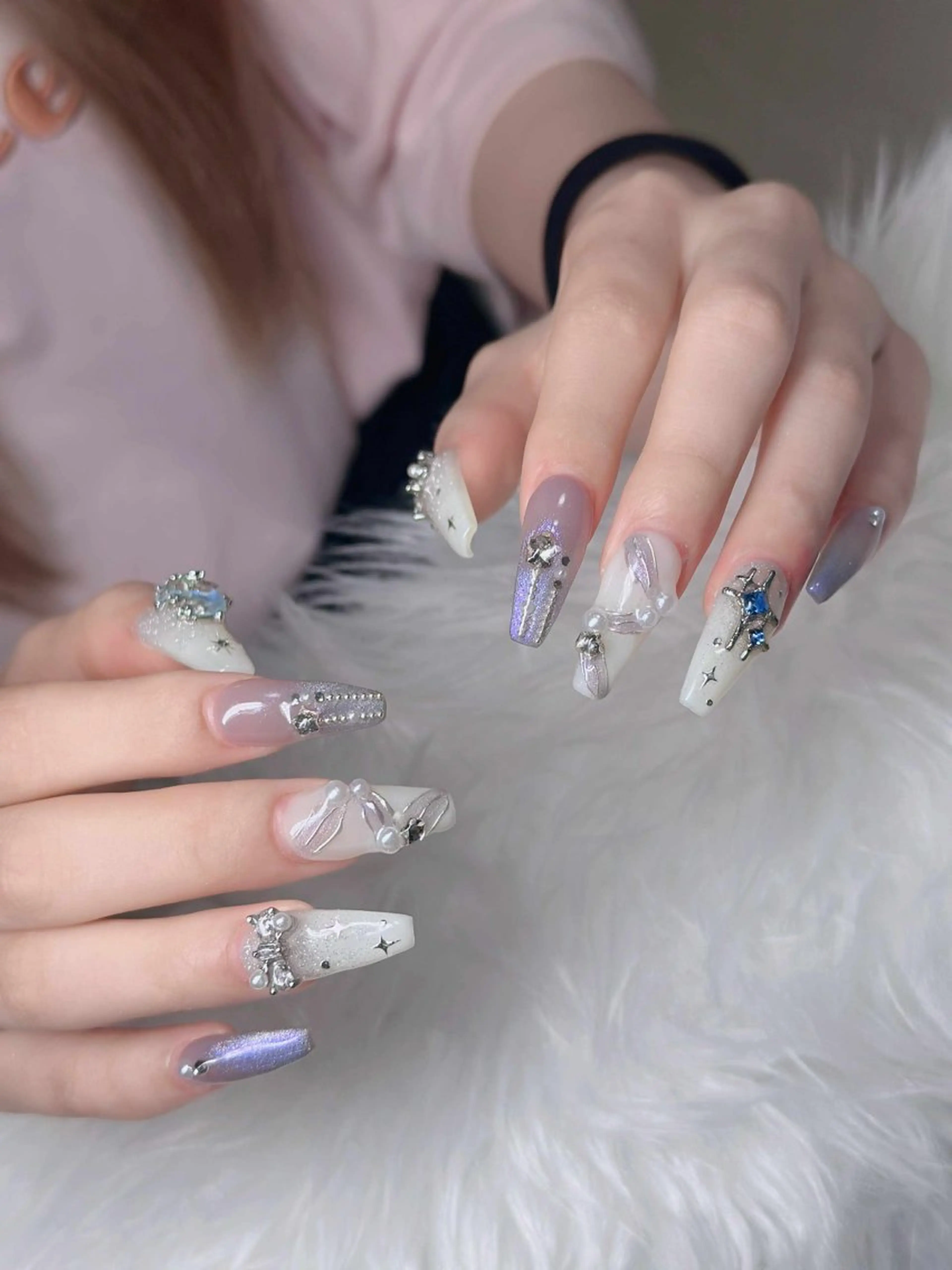 ネイル フレンチネイル ジェルネイル ハロウィン キラキラネイル 韓国ネイル H.babynailsalon所属・H.baby Nail Salonのネイルデザイン