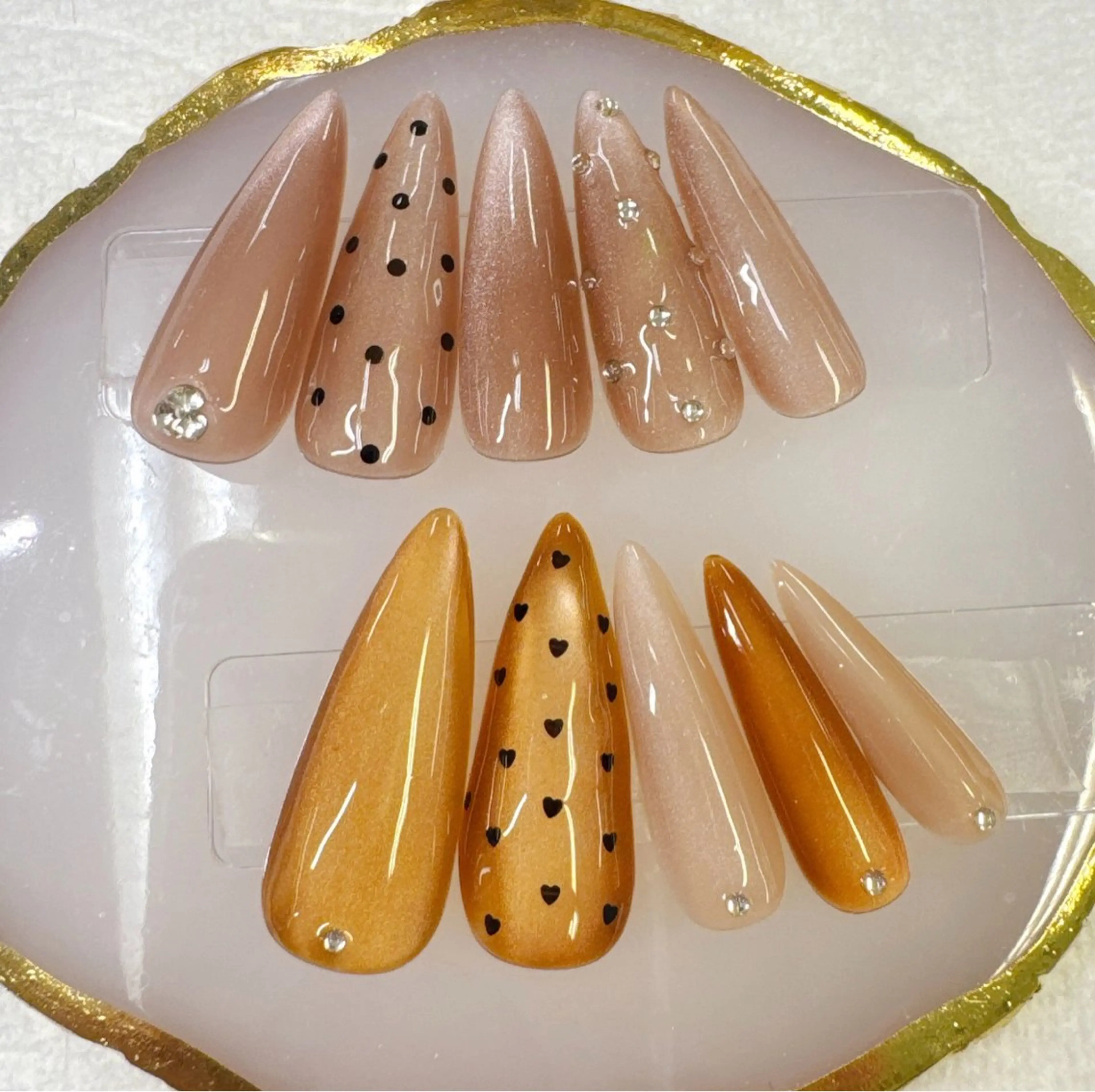 ネイル アートネイル べっ甲ネイル ボルドー ドット フットネイル ハンドネイル クイーンズネイル銀座所属・中山 芳美のネイルデザイン