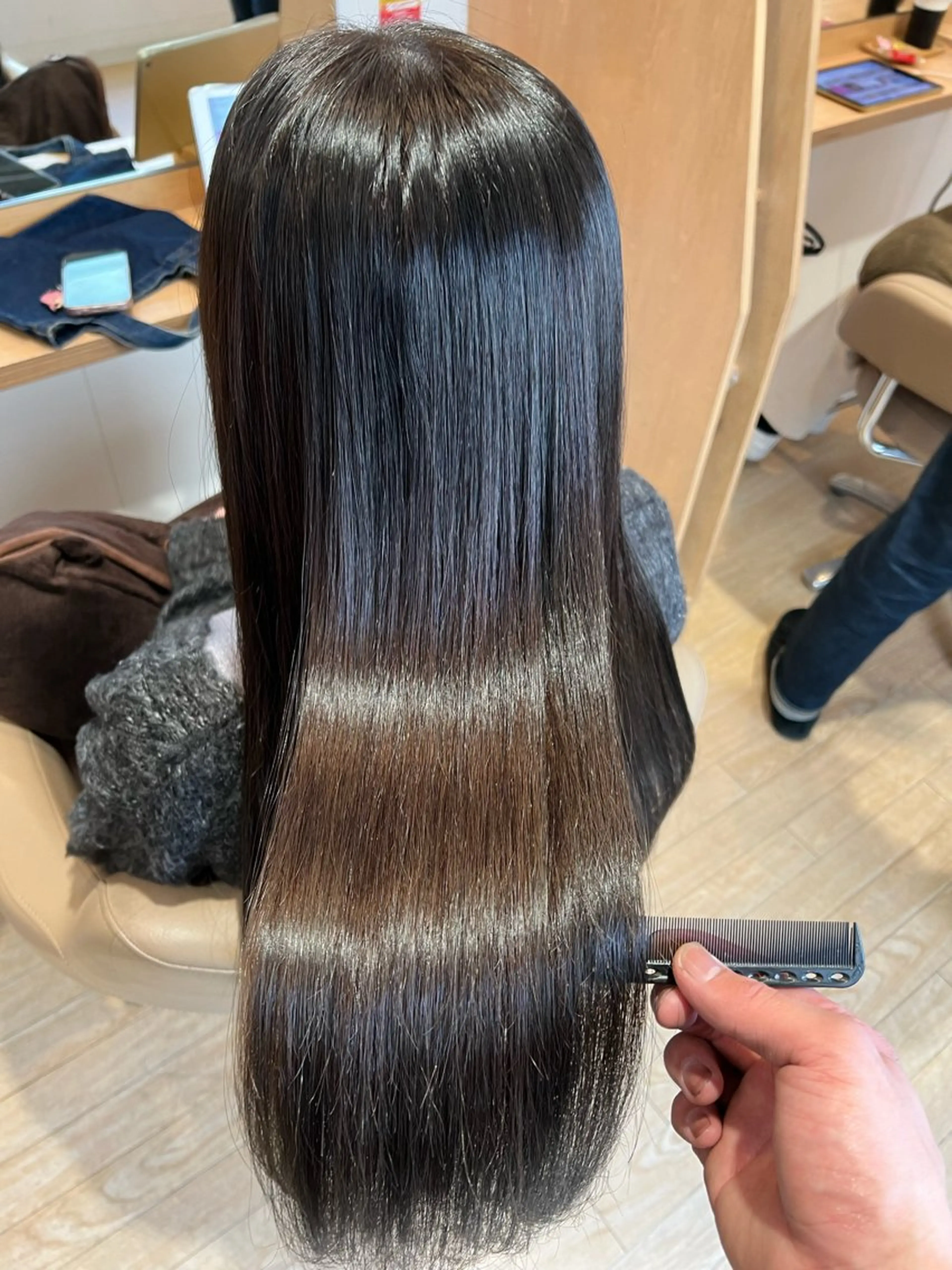セミロング カット ヘアカラー トリートメント ✨艶髪✨ 透明感カラー　Rinのヘアスタイル