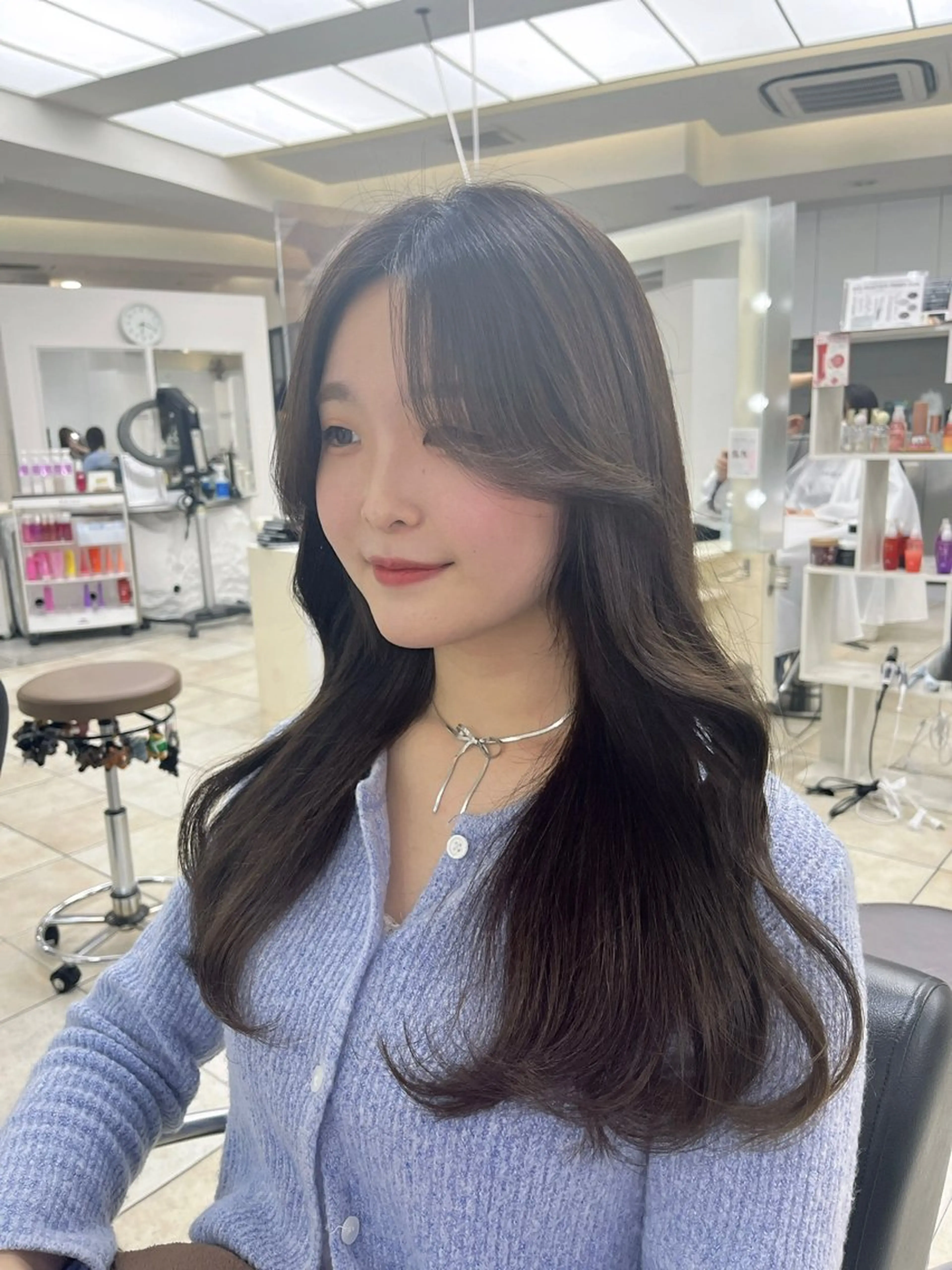 ロング くびれヘア 韓国風ヘア MITSUKI🤍 モテ髪×韓国レイヤーのヘアスタイル