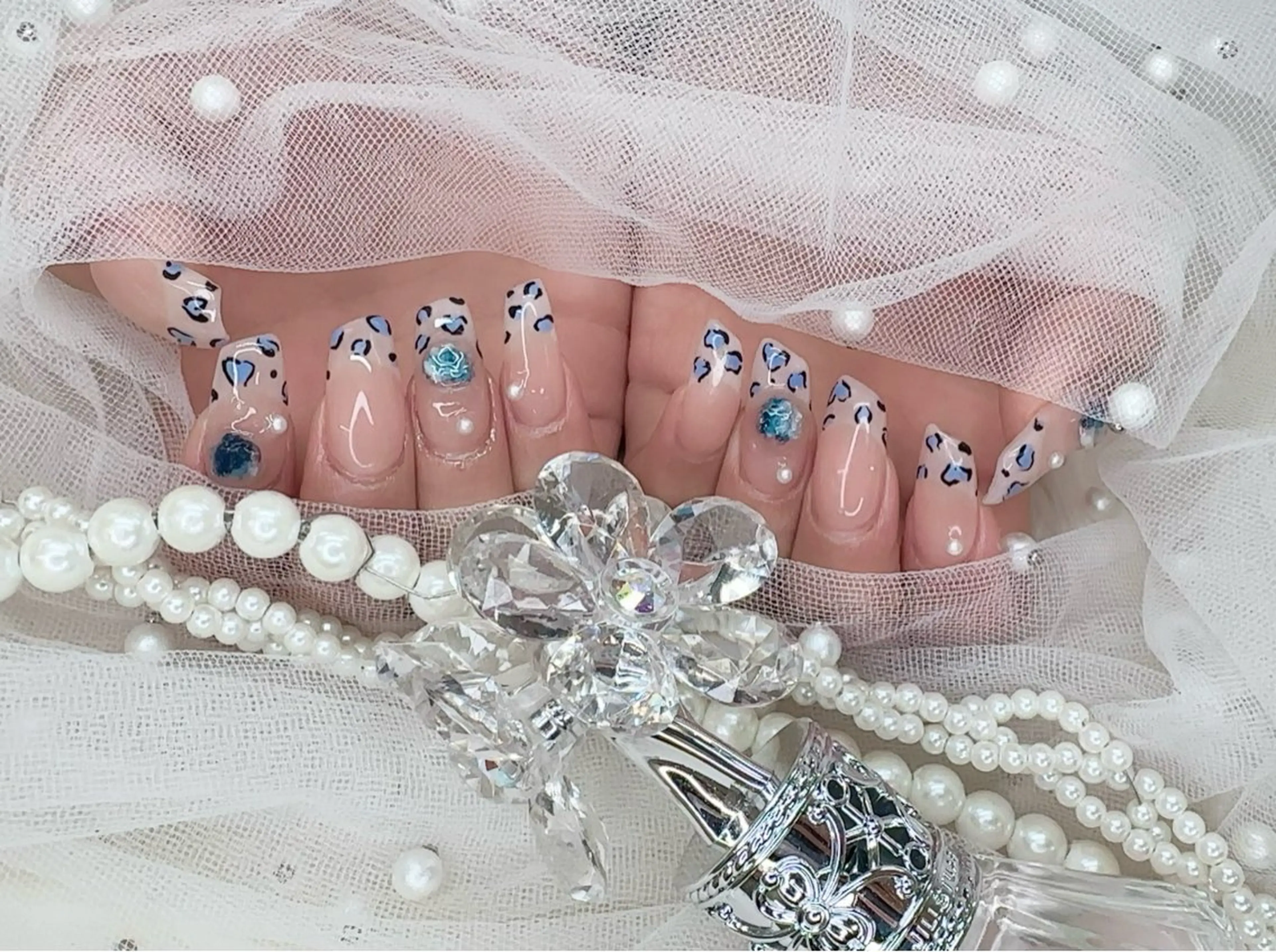 ネイル R nailsalon所属・R salonのネイルデザイン