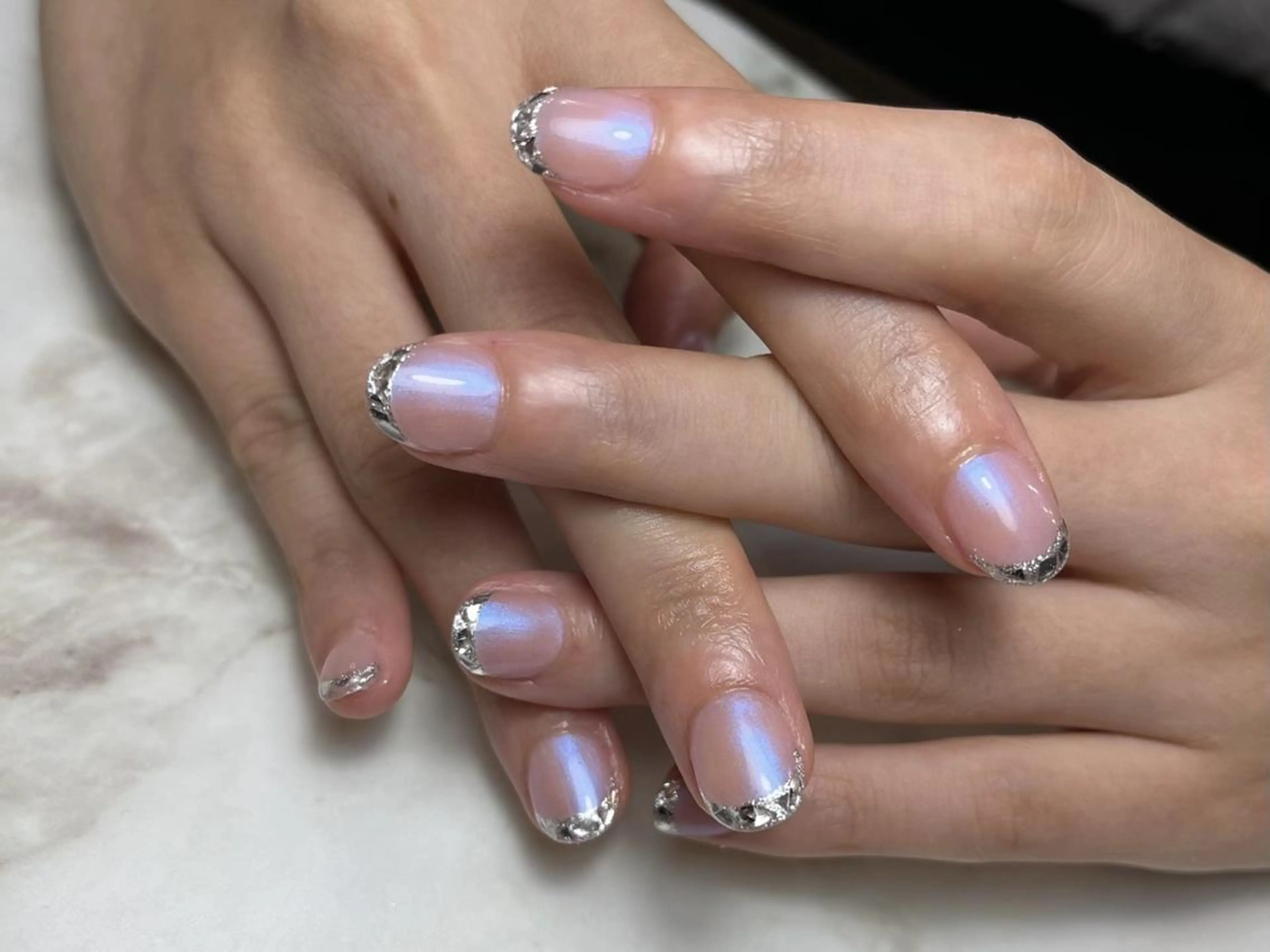 ネイル フレンチネイル ガラスフレンチ Ellie Nail Honamiのネイルデザイン