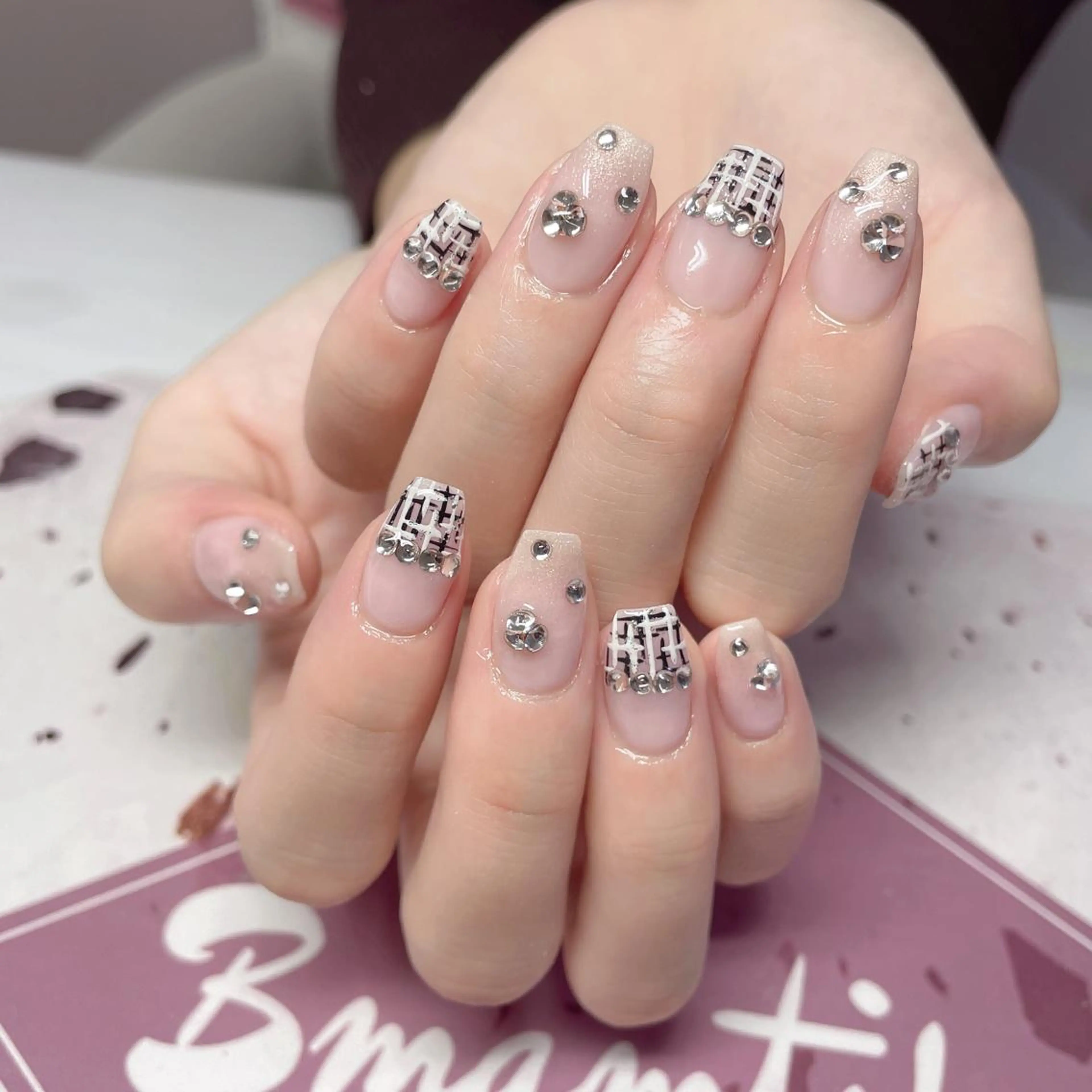 ネイル H1 ネイル サロンのネイルデザイン