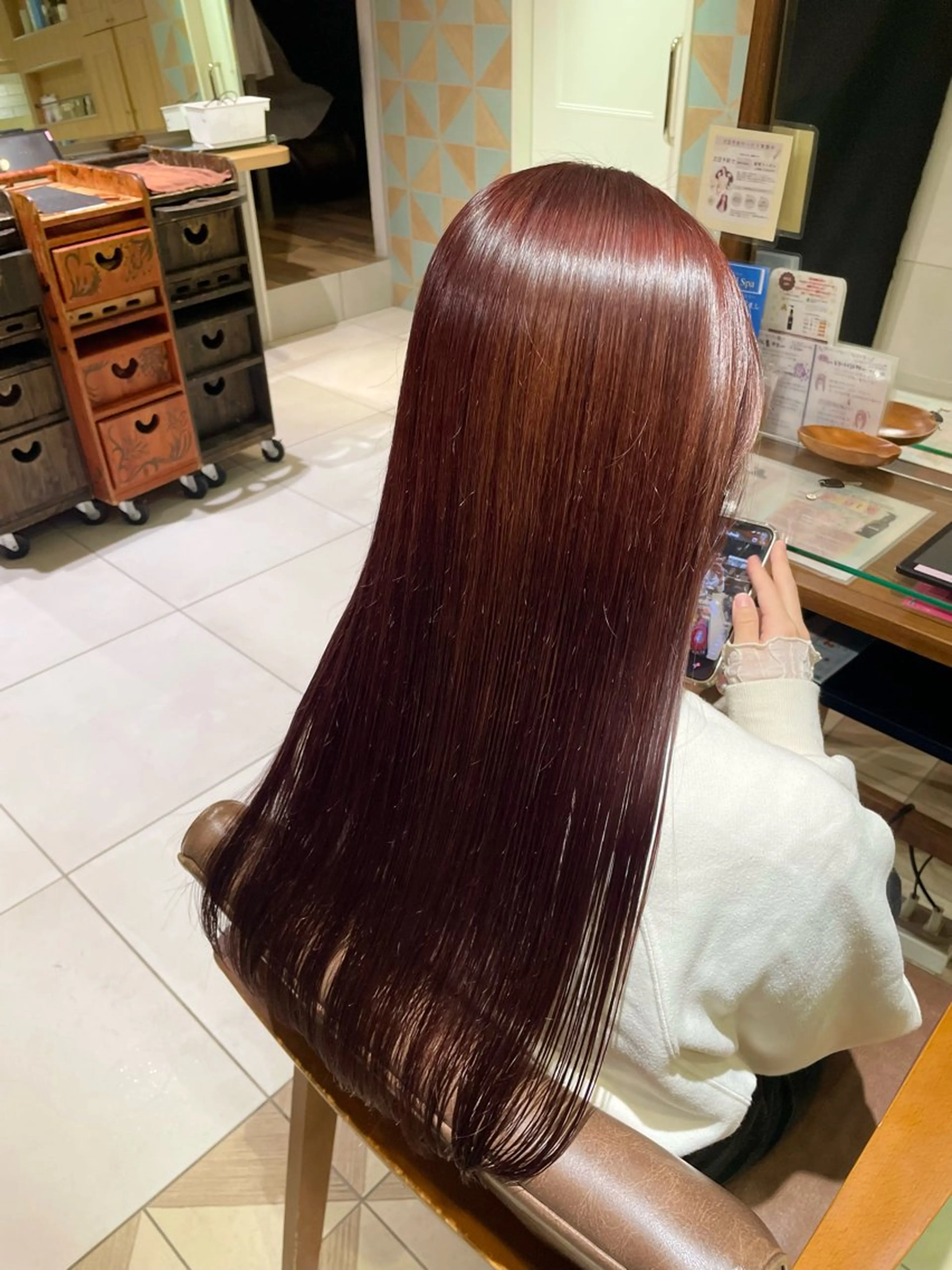ロング ヘアカラー トリートメント 平川 楓のヘアスタイル