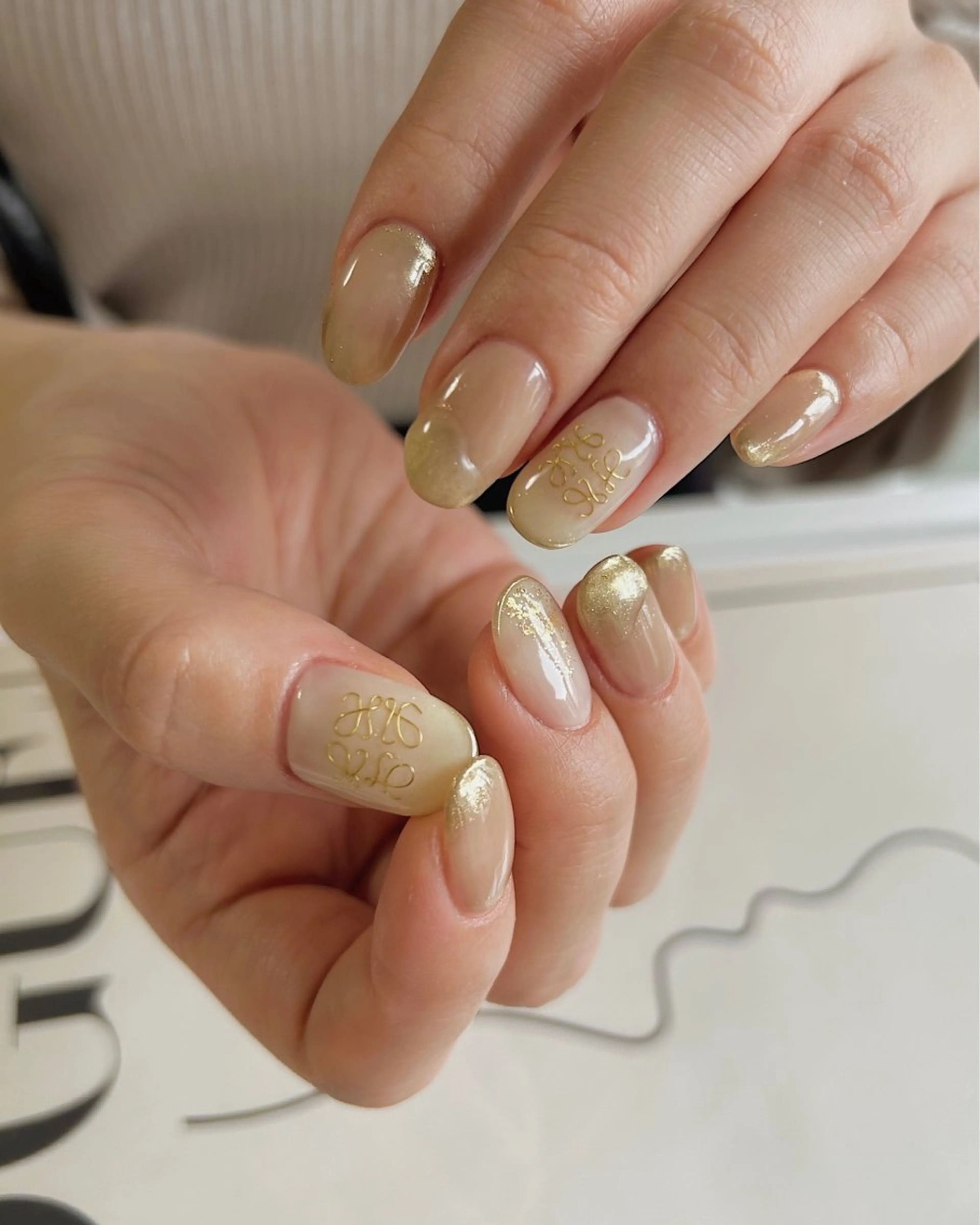 ネイル ブラウン フレンチネイル マグネットネイル ニュアンスネイル オフィスネイル ハンドネイル Lull ネイル/ HBL/ハンドケアのネイルデザイン