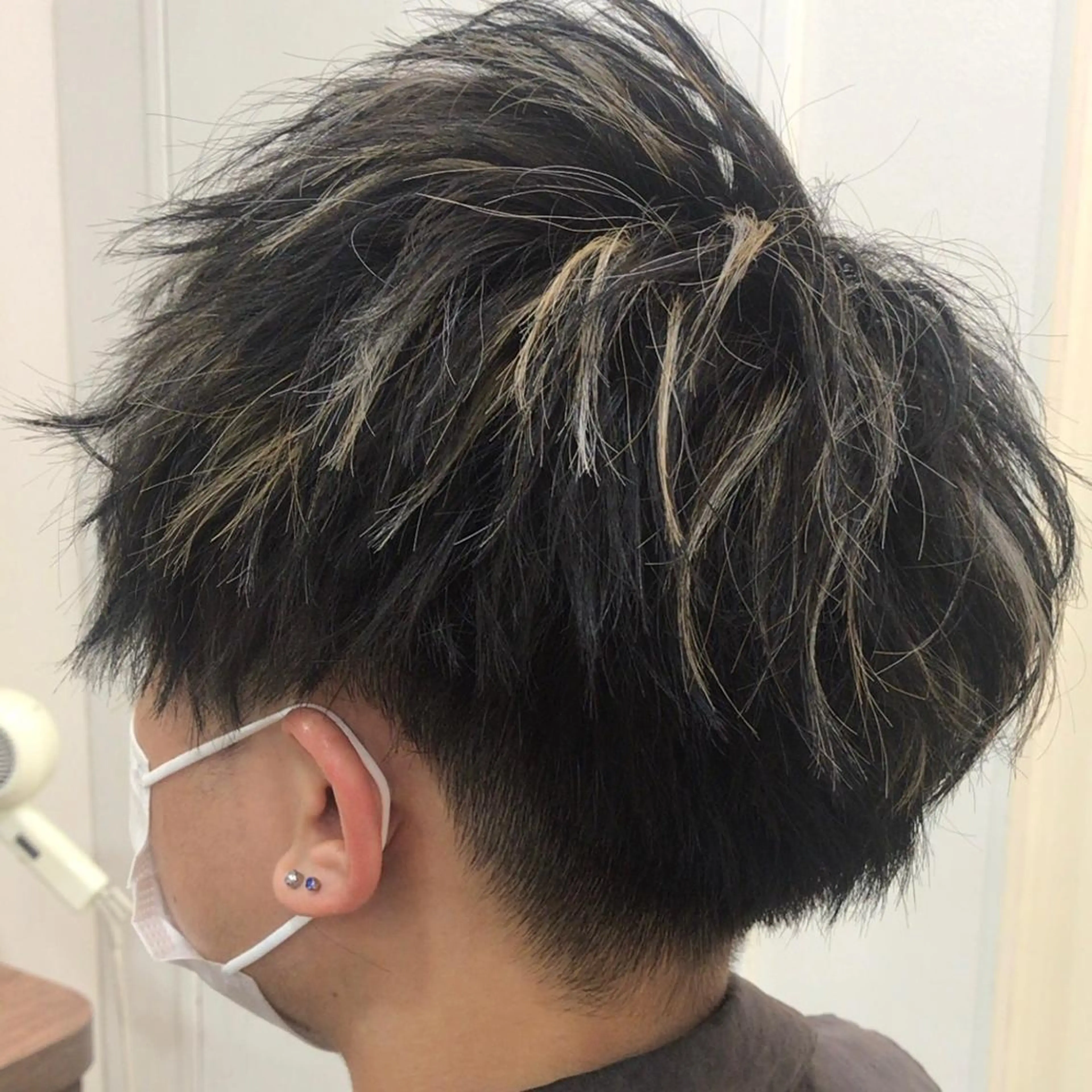 ショート カラー メンズ メンズハイライト マッシュ メンズパーマ ハイライトカラー ハイライト カット ヘアカラー 大澤　裕貴 【メンズカット】のヘアスタイル