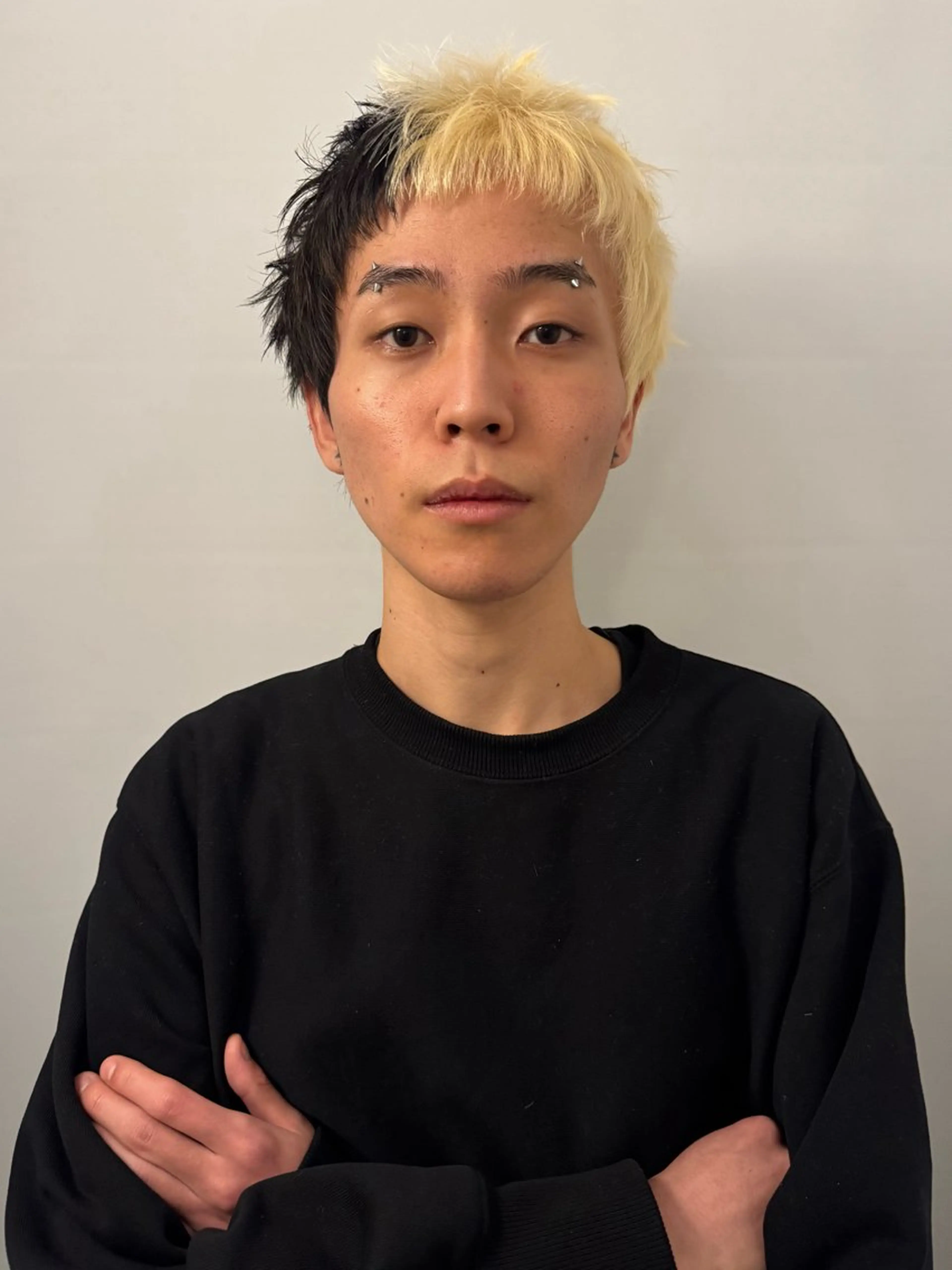 カラー メンズ メンズショート デザインカラー カット ヘアカラー 神田橋 翔太郎のヘアスタイル