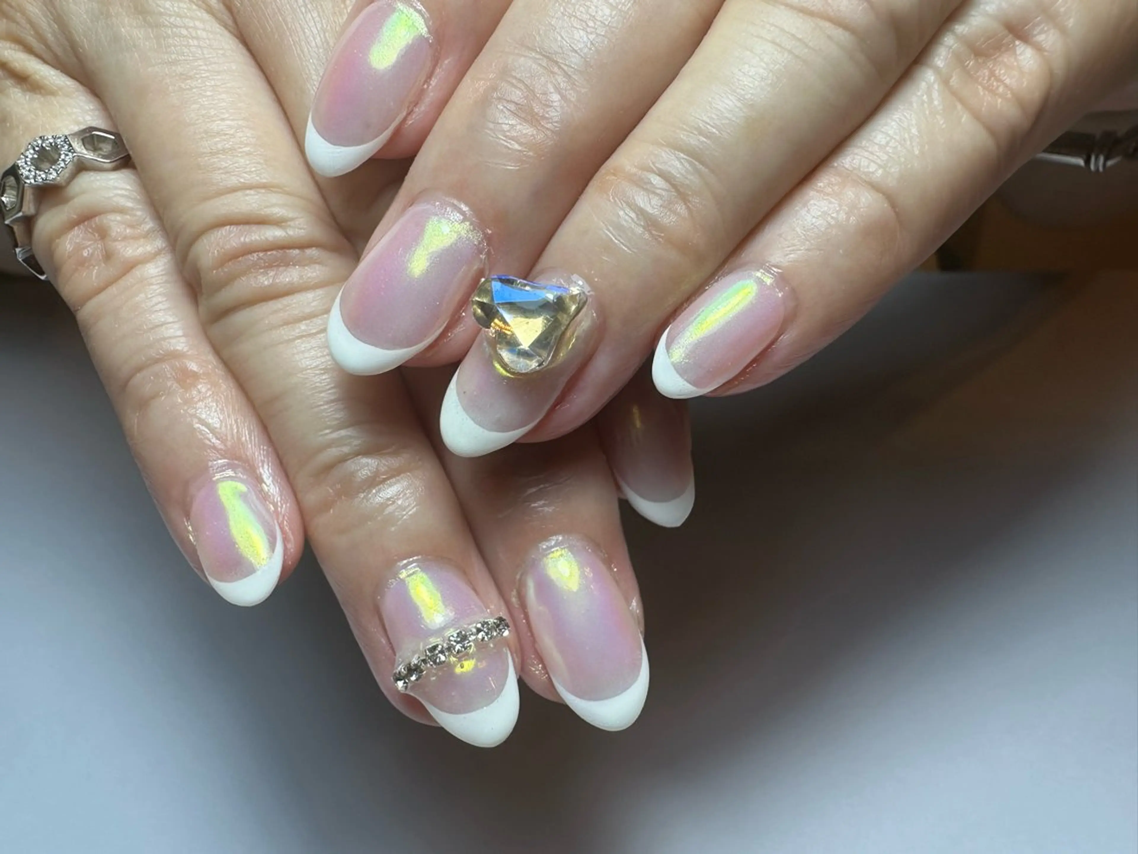 ミディアム ハンドネイル shandy nail所属・shandy nailのネイルデザイン