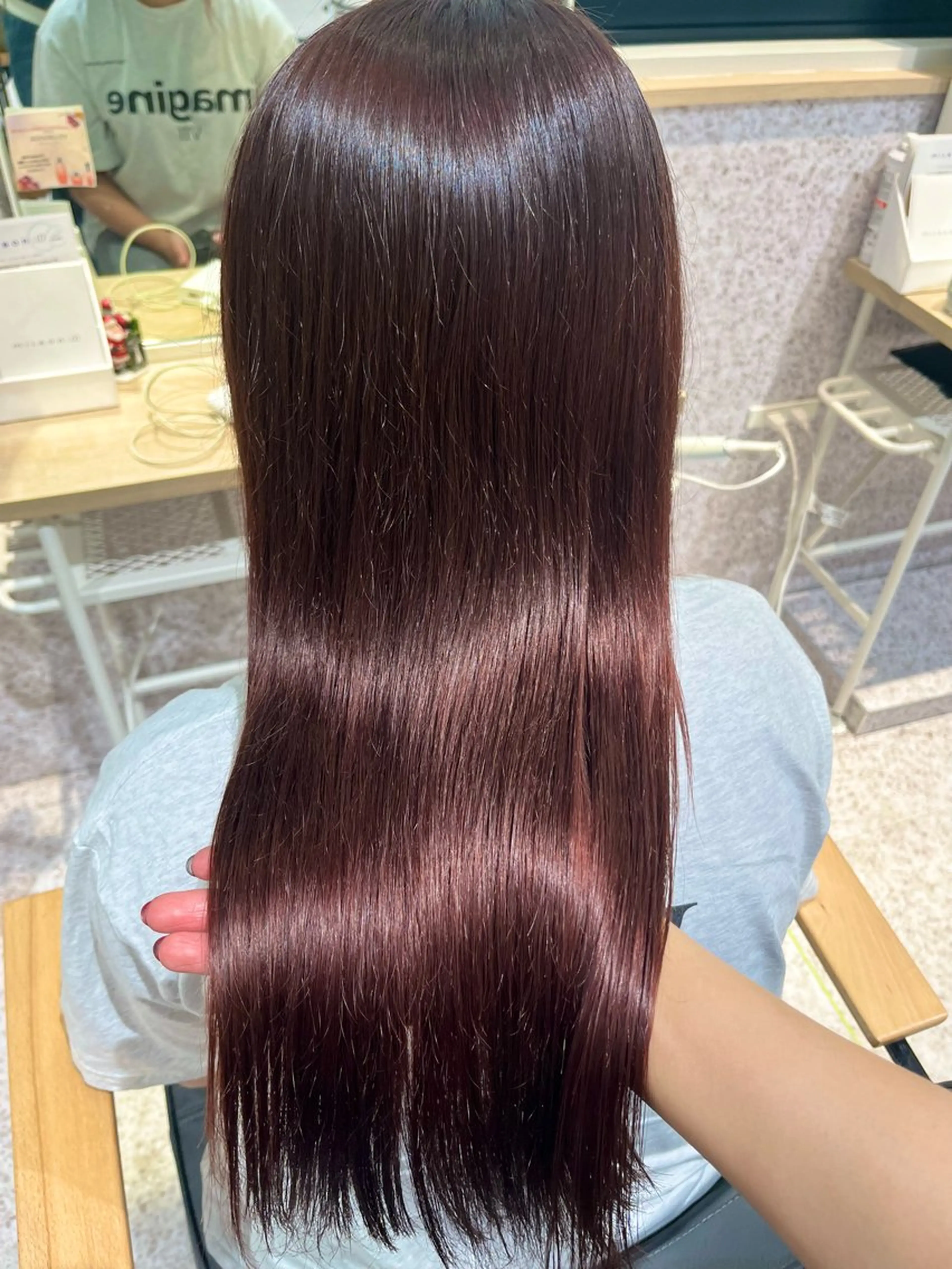 セミロング カラー ダブルカラー イヤリングカラー ハイトーンカラー インナーカラー 顔周りカット ヘアカラー トリートメント 髪質改善&艶カラー/ ほんだあみ (♡)のヘアスタイル