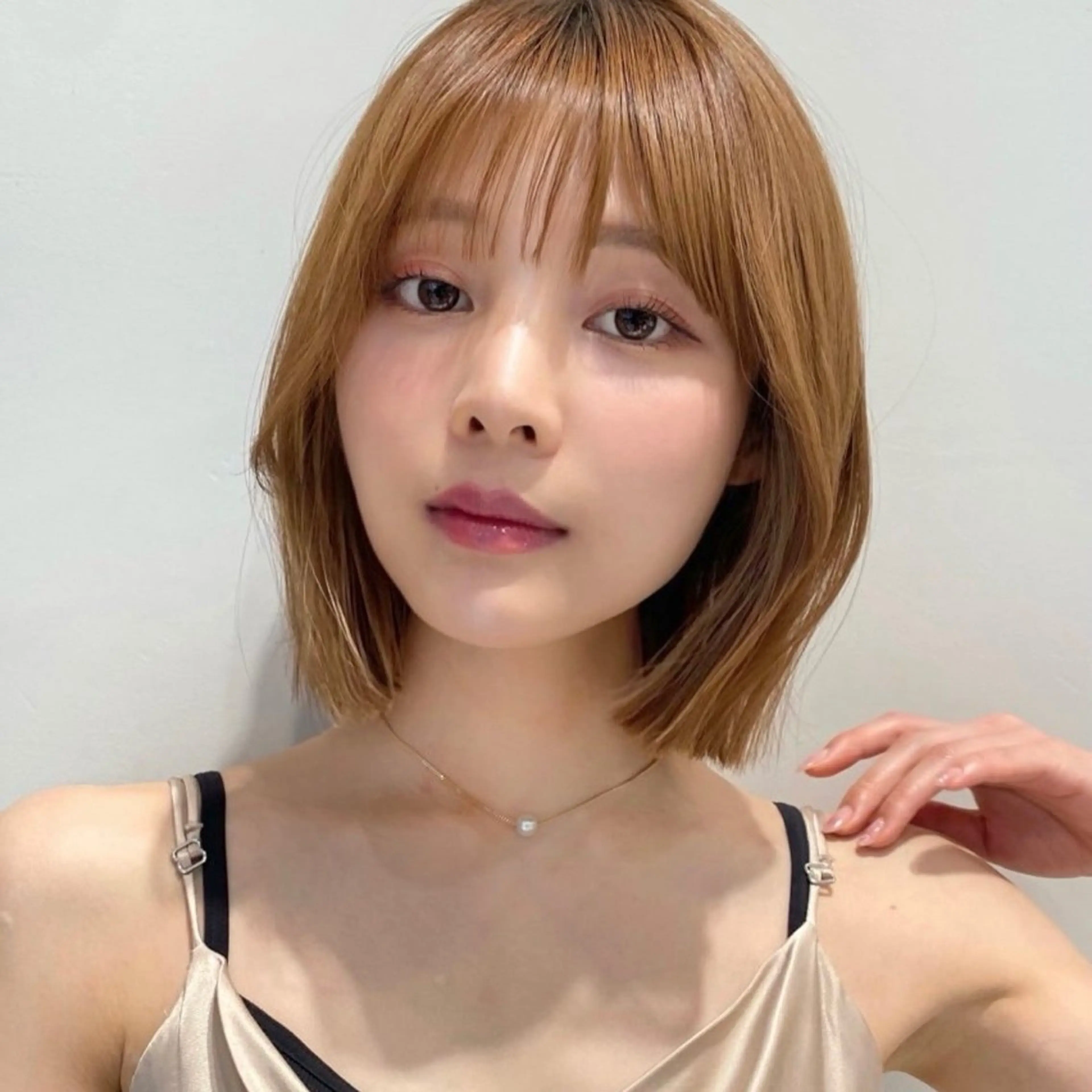 ショート カラー 切りっぱなしボブ ボブ くせ毛 髪質改善 韓国風ヘア カット ヘアカラー 縮毛矯正 トリートメント ボブ/韓国ヘア/縮毛 /髪質改善💠翔平のヘアスタイル