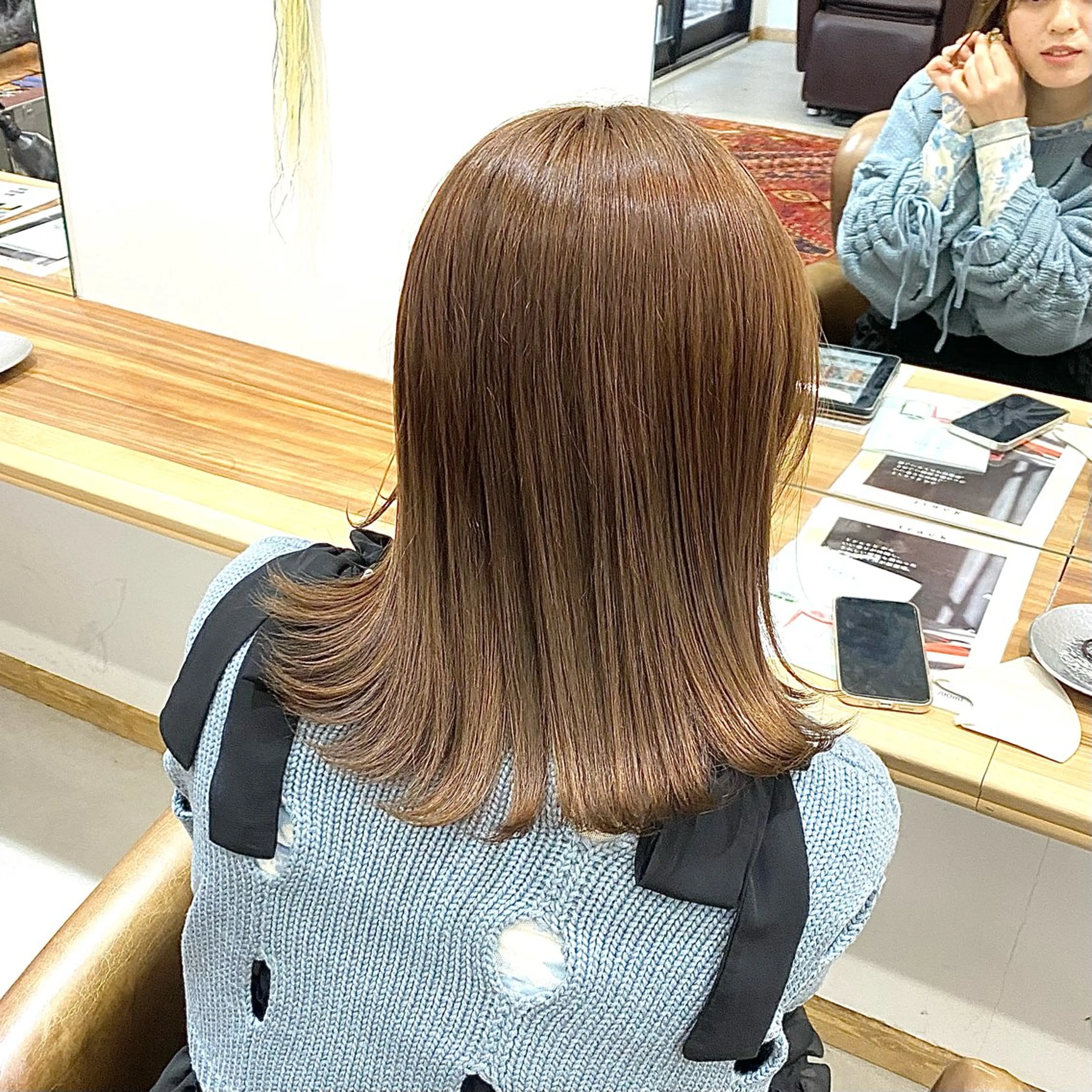 ミディアム カラー ヘアアレンジ ベージュカラー ブリーチ ダブルカラー ブリーチなしカラー カット ヘアカラー トリートメント ハル🌸柔色/ ブリーチなし/艶髪のヘアスタイル