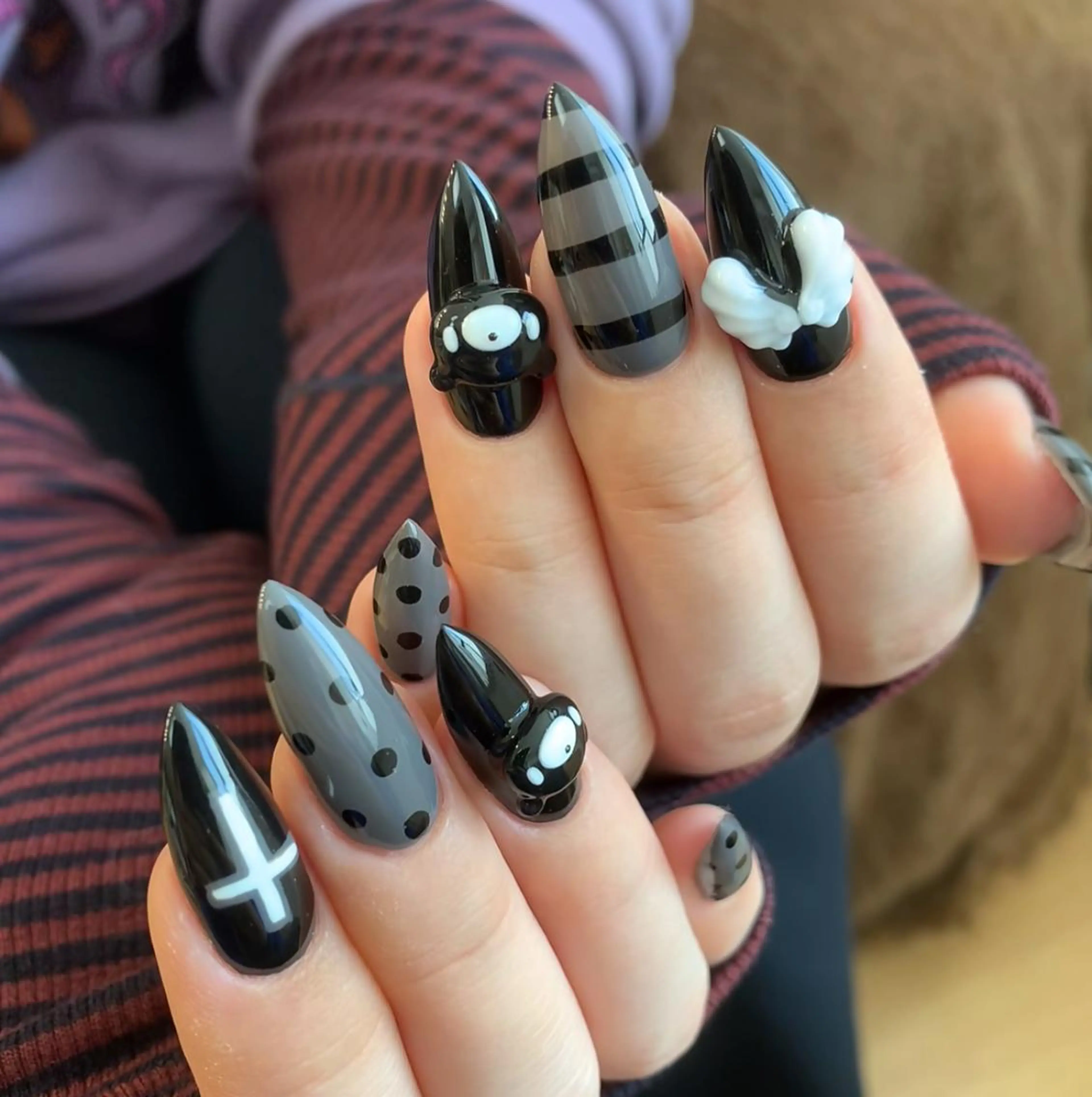 ネイル ハンドネイル 🎀 NaNa_nailのネイルデザイン