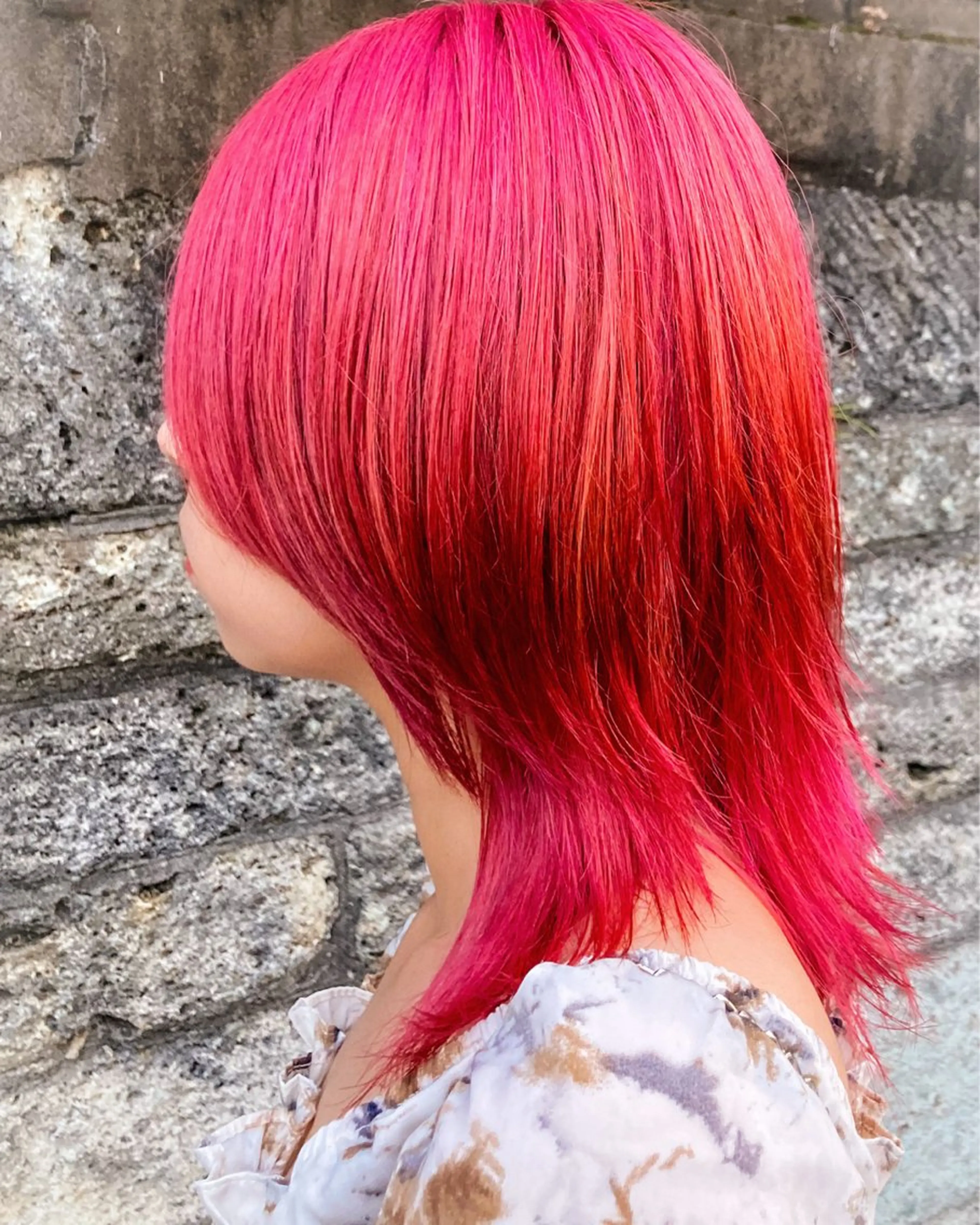 ミディアム カラー ブリーチ ケアブリーチ ピンクカラー 丸みショート🌙 タッセルボブ/井上翔のヘアスタイル