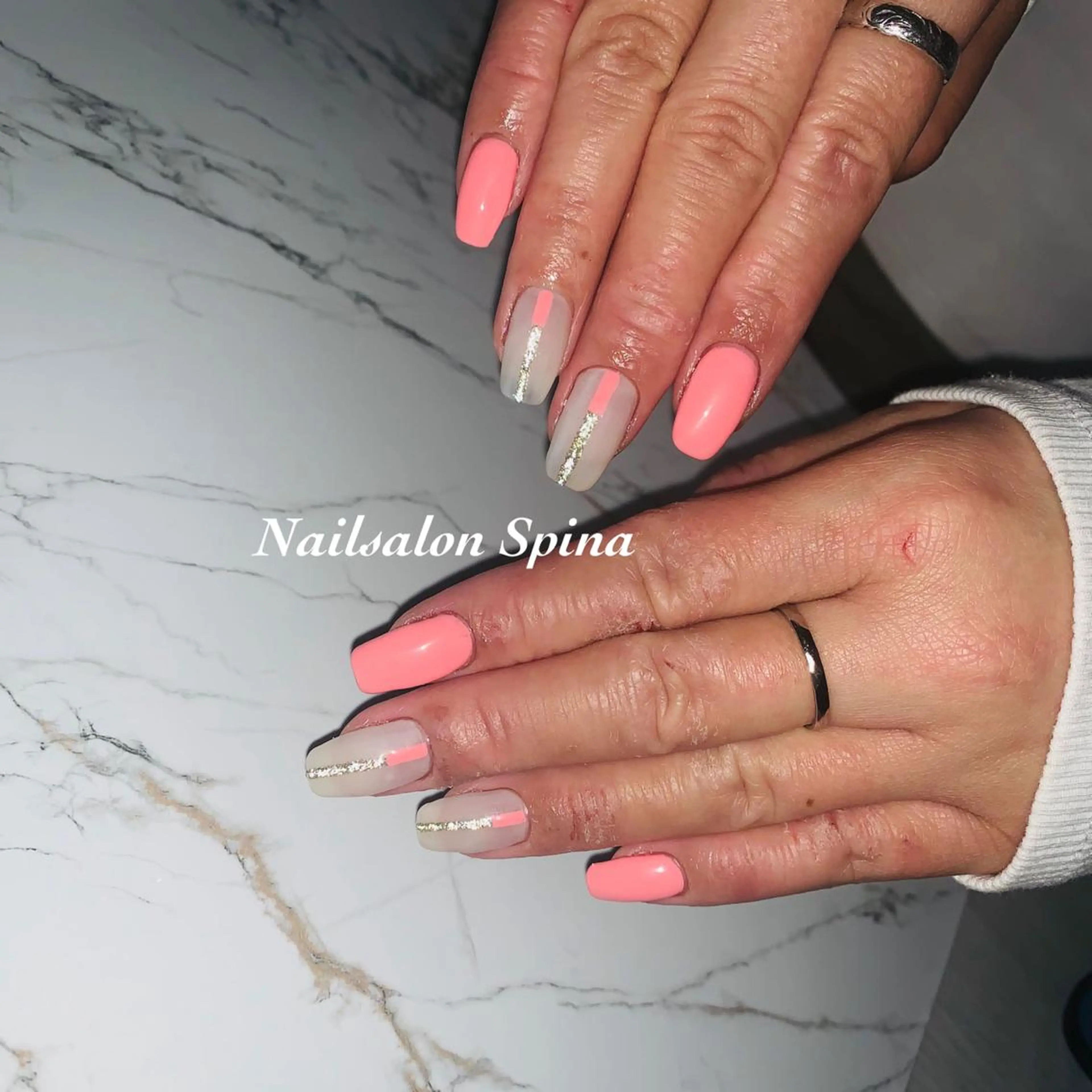 ネイル フラッシュネイル ジェルネイル ラメ(グリッター) 持ち込み パラジェル Nailsalon Spina 琴美のネイルデザイン
