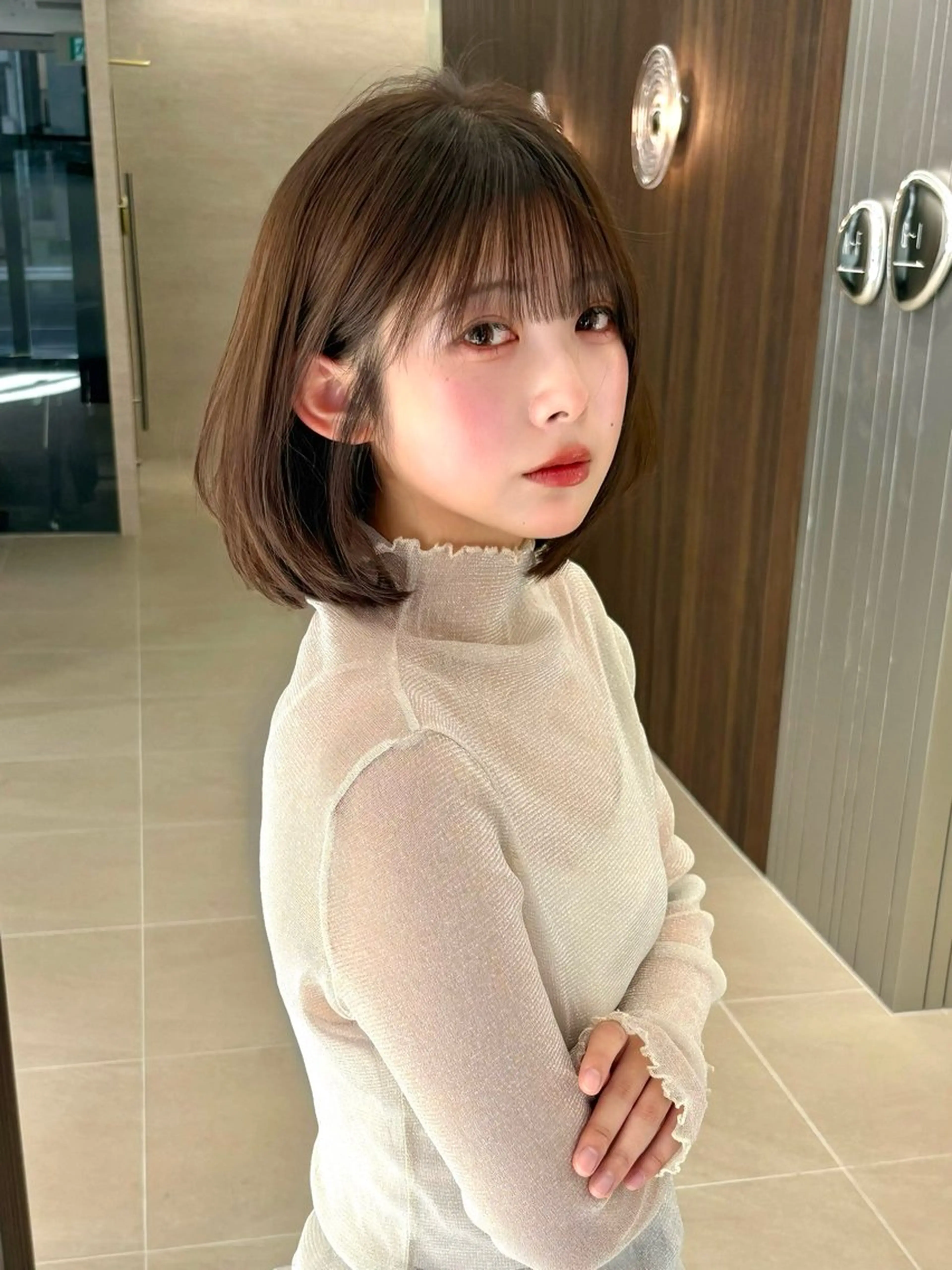 ミディアム カラー 透明感カラー レイヤーカット カット ヘアカラー PULSE yokohama所属・横浜駅/韓国レイヤー カット/髪質改善のヘアスタイル