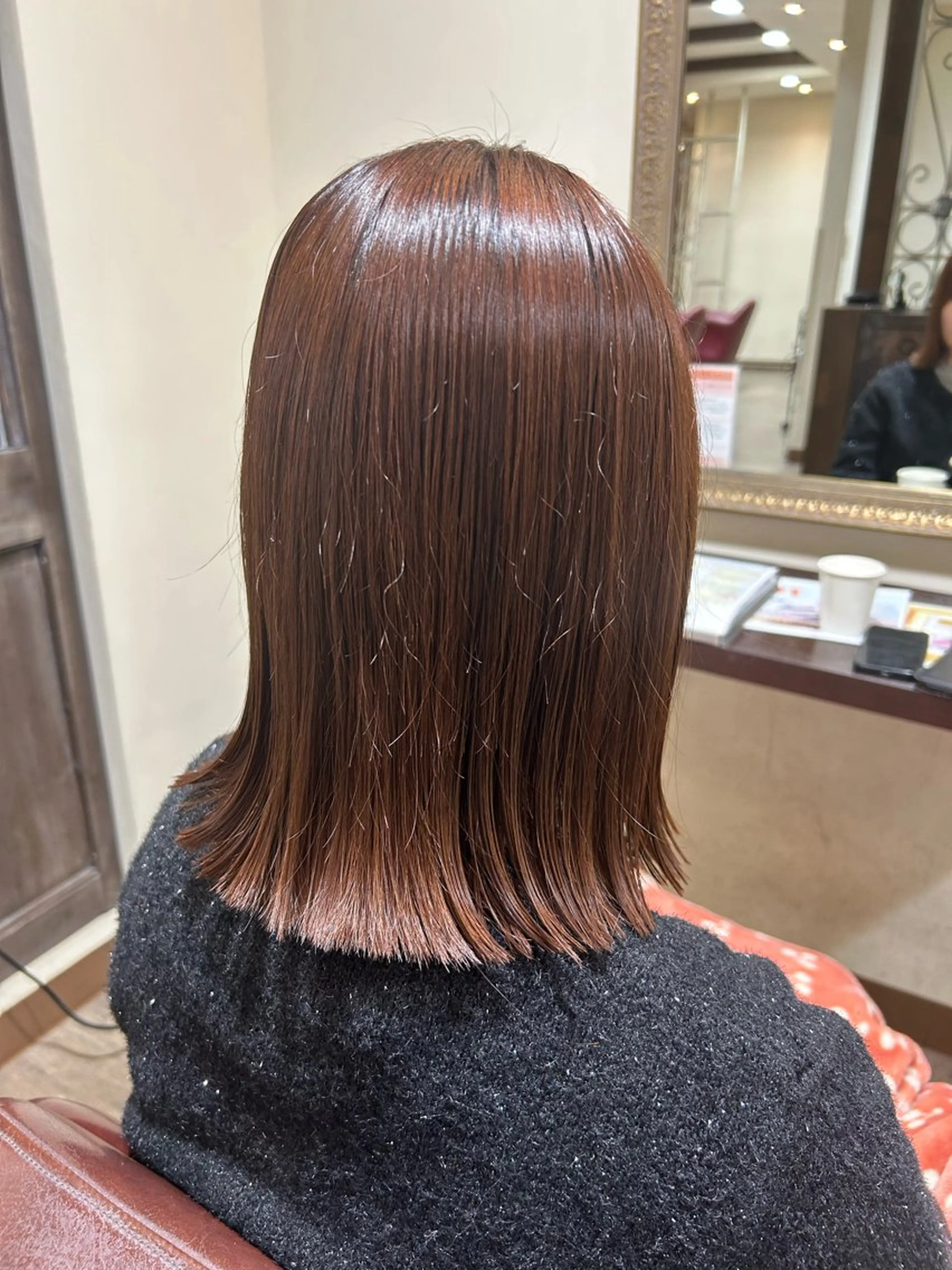 ミディアム 中村 紫乃のヘアスタイル