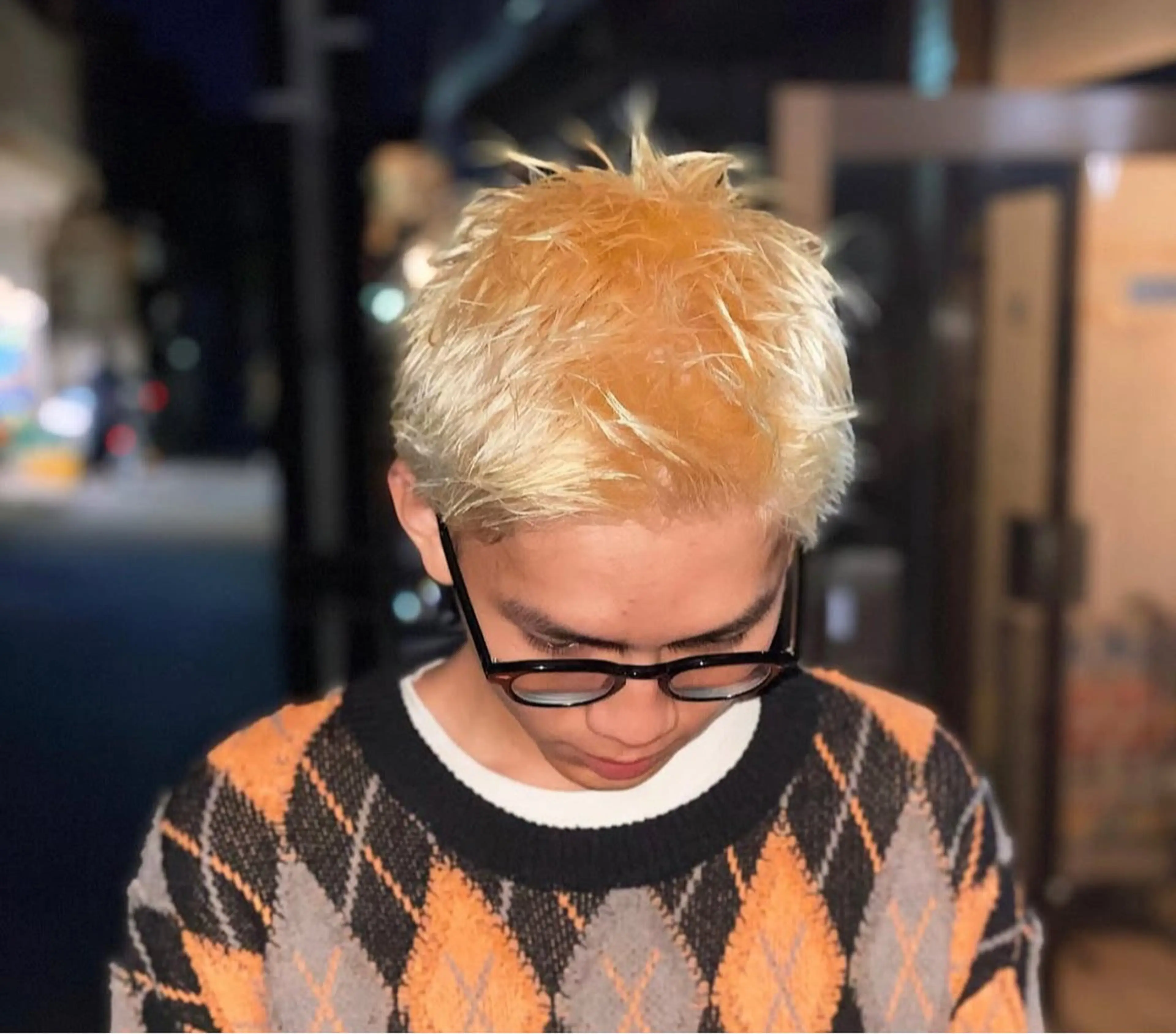 ショート カラー Swell 秋声のヘアスタイル