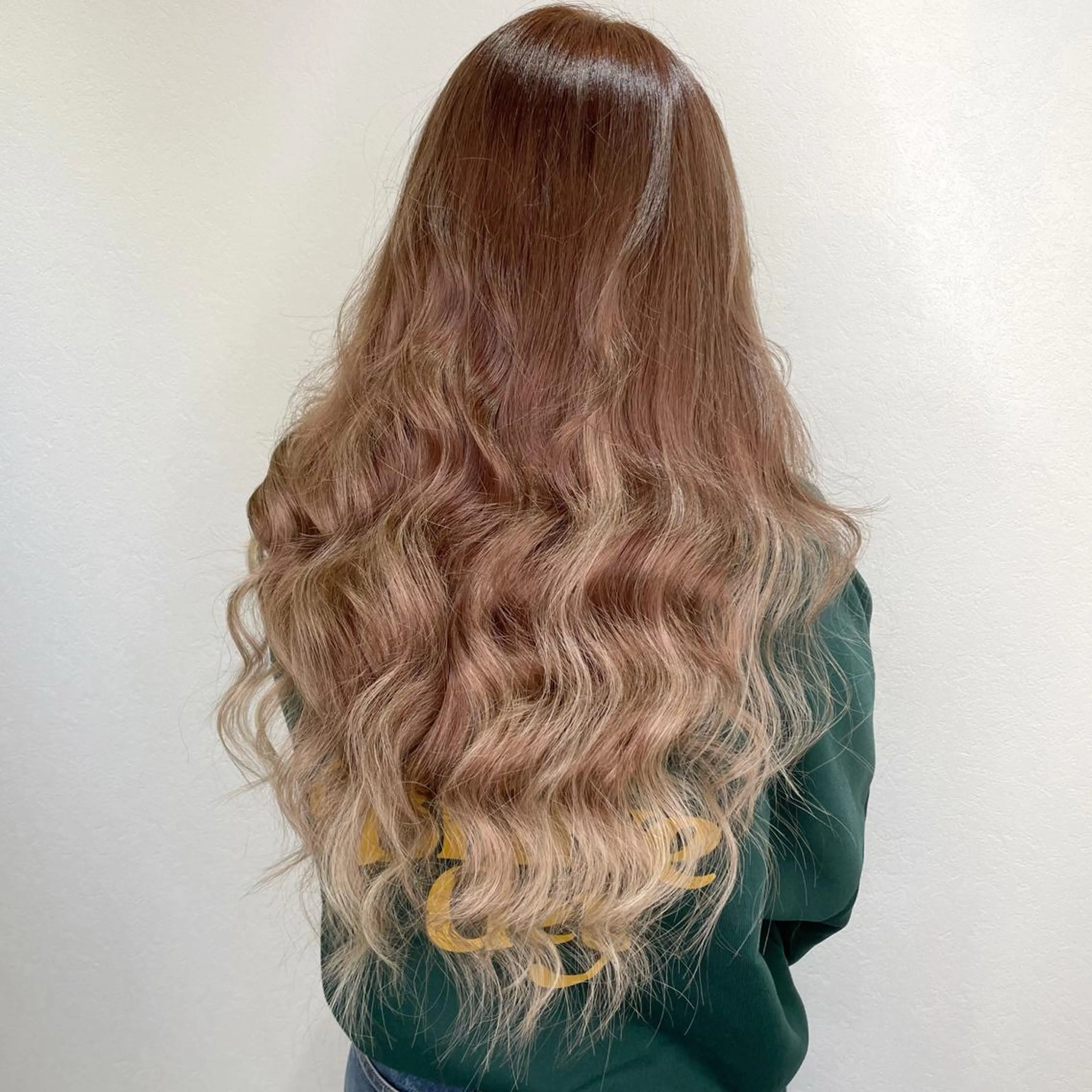 セミロング カラー シールエクステ ベージュカラー ハイライトカラー エクステ ハイライト ヘアカラー エクステ 池袋🧡ダブルカラー /馴染ませエクステのヘアスタイル