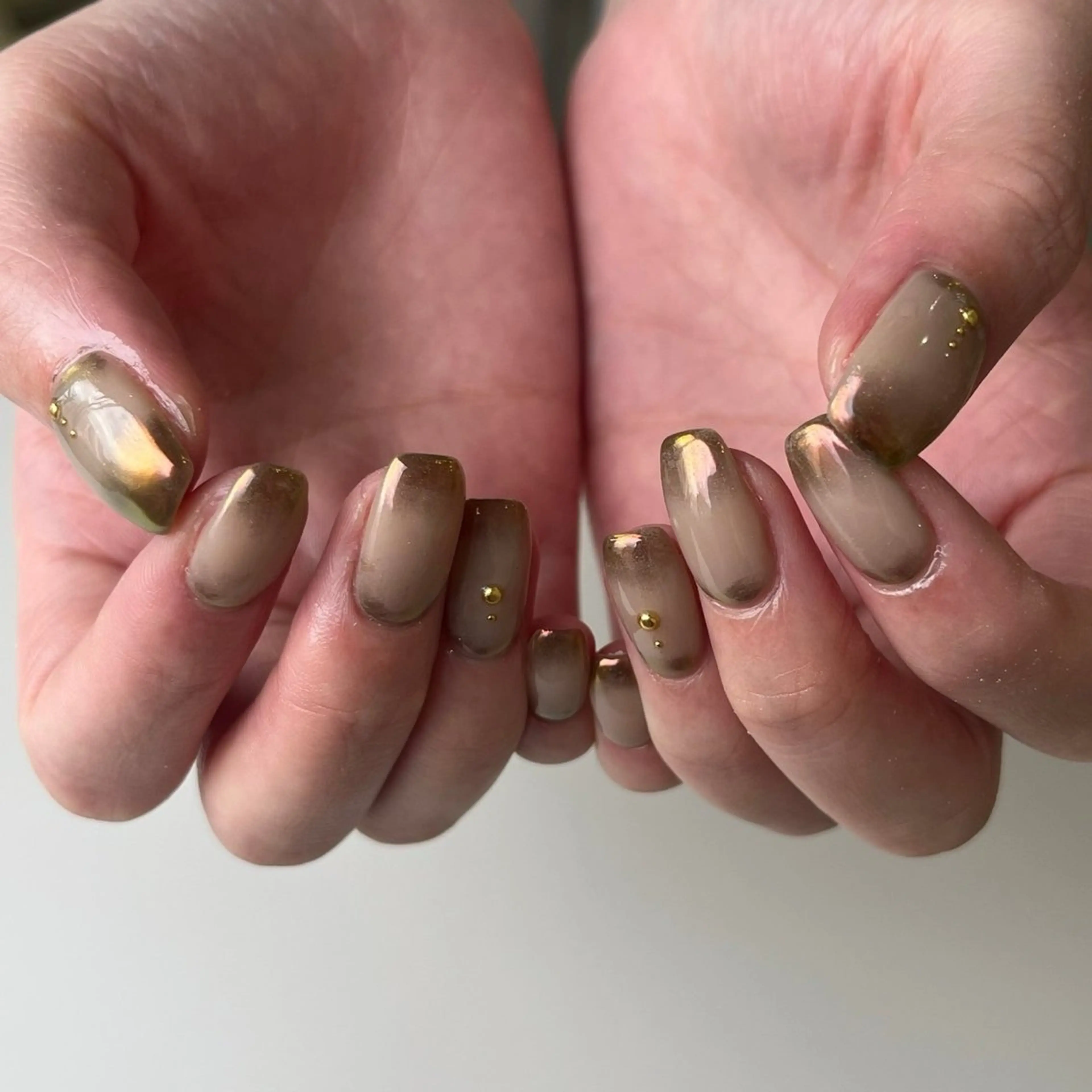 ネイル ゴールド スクエアネイル ハンドネイル nail‪◯ petitnanoのネイルデザイン