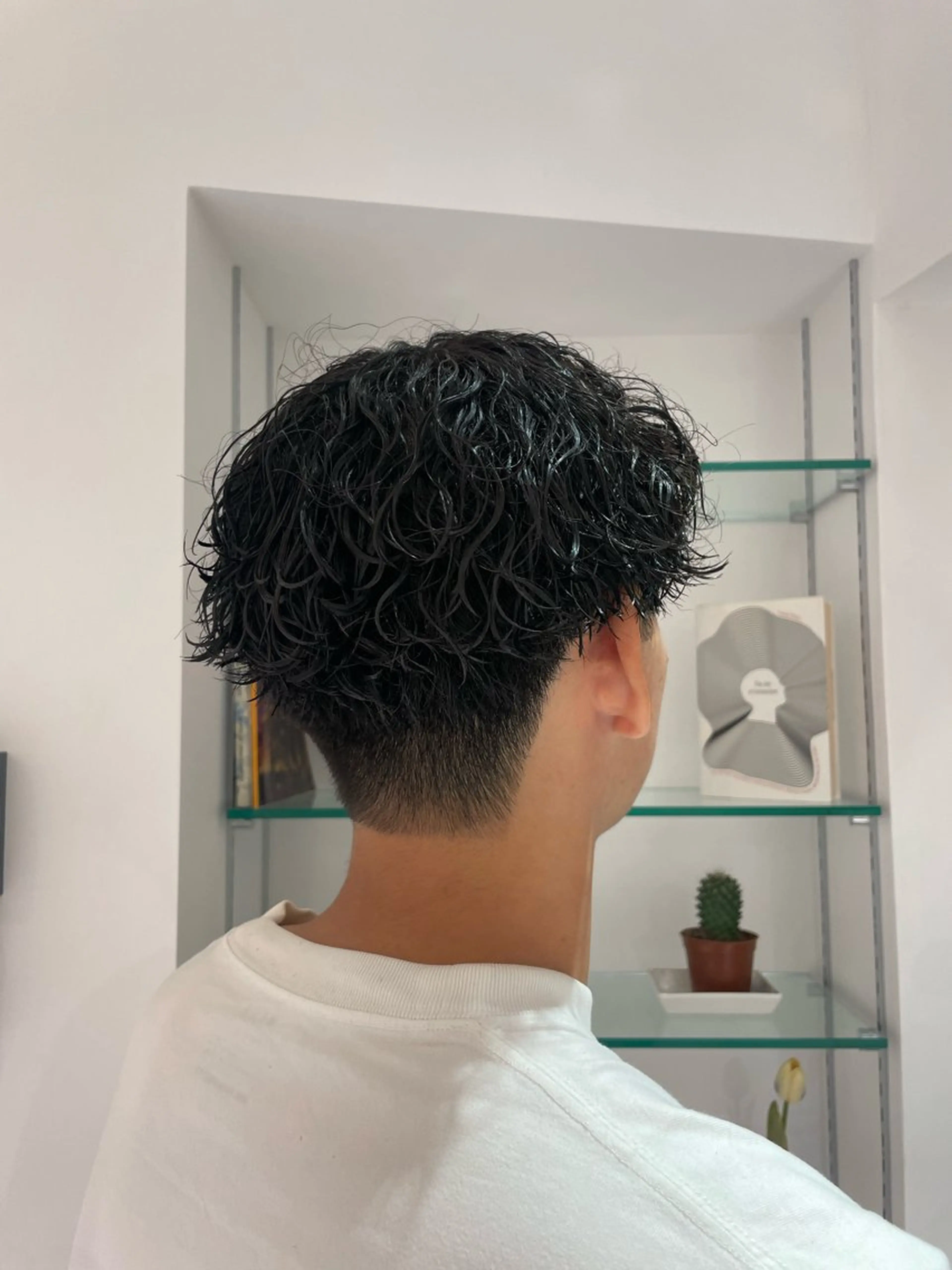 パーマ メンズ メンズパーマ 波巻きパーマ カット パーマ 佐藤 綾郁のヘアスタイル