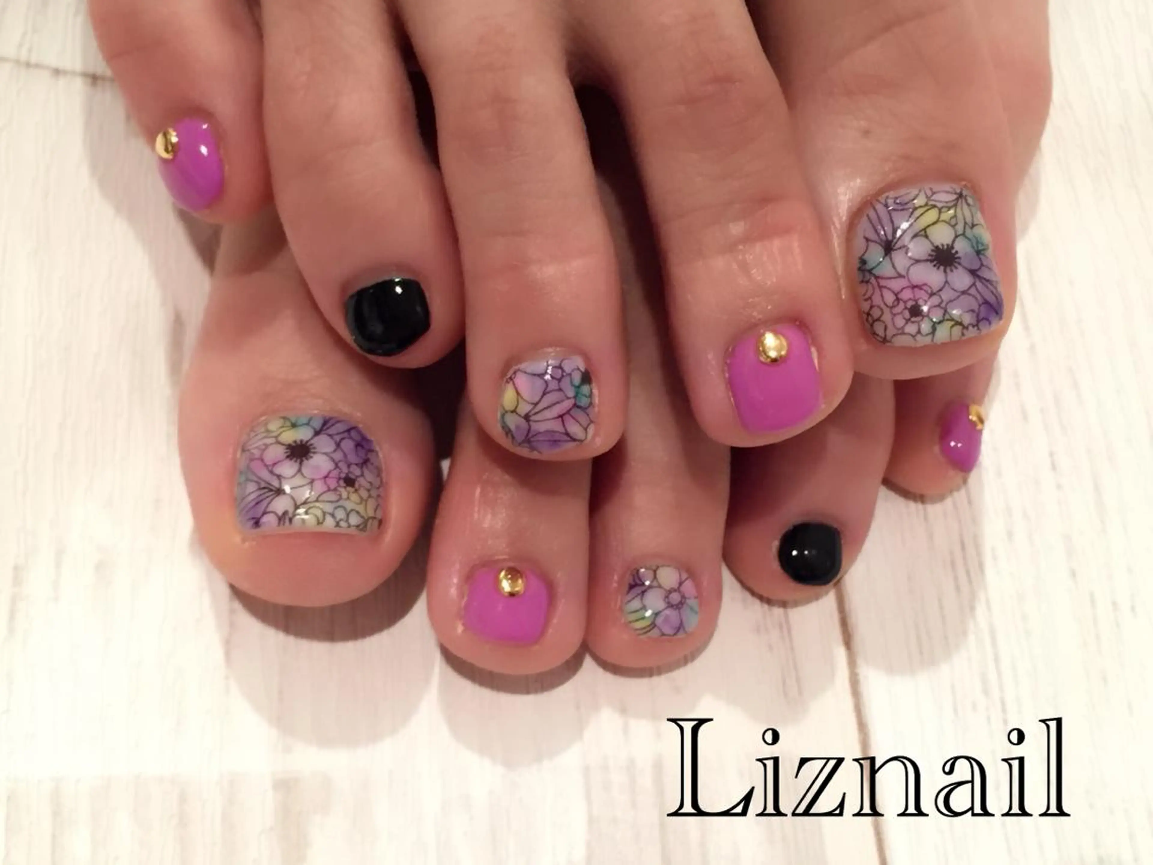 ネイル Rawr / saoriのネイルデザイン