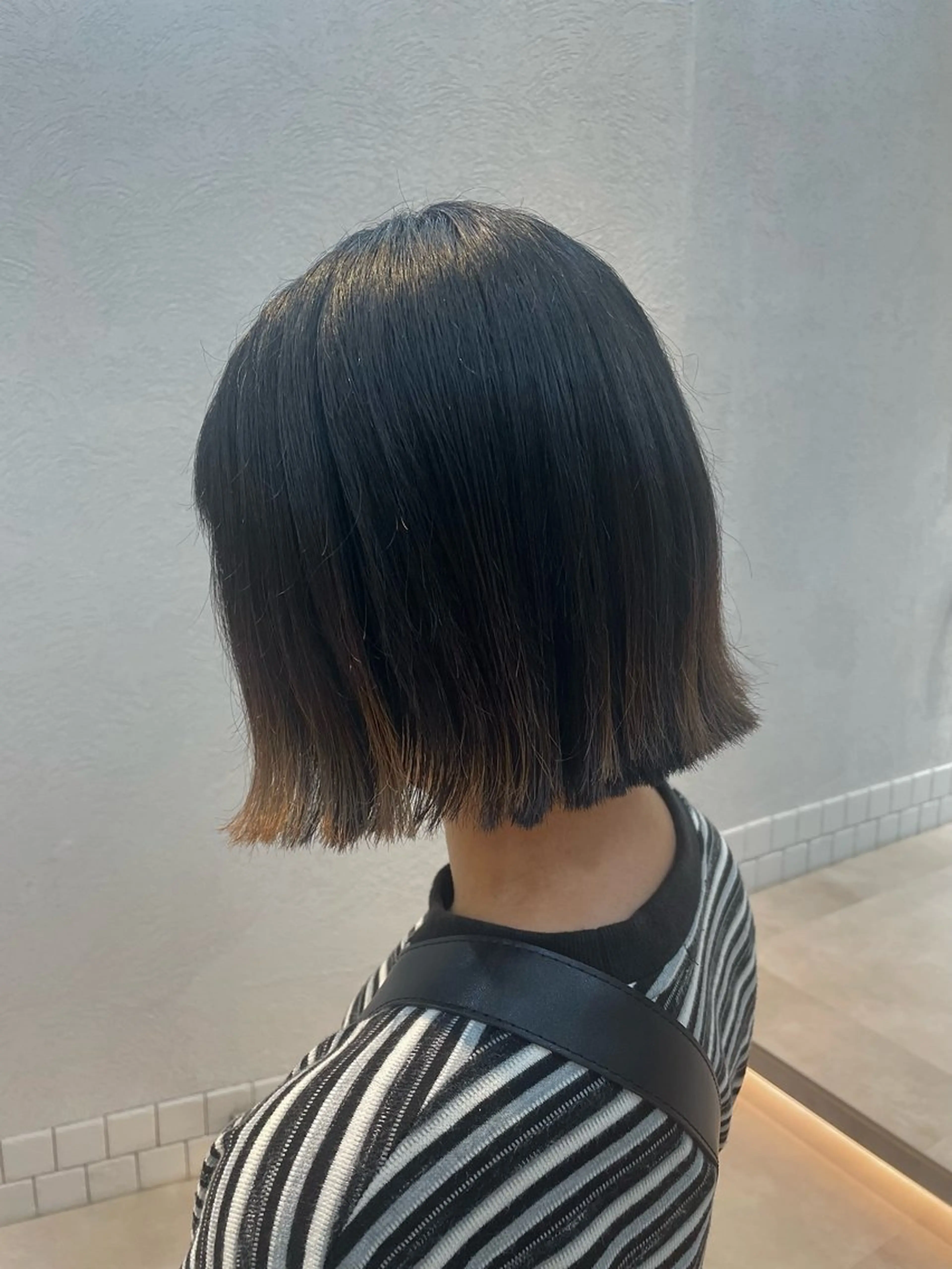 ショート ボブ 外ハネヘア 吉川 コヒロのヘアスタイル