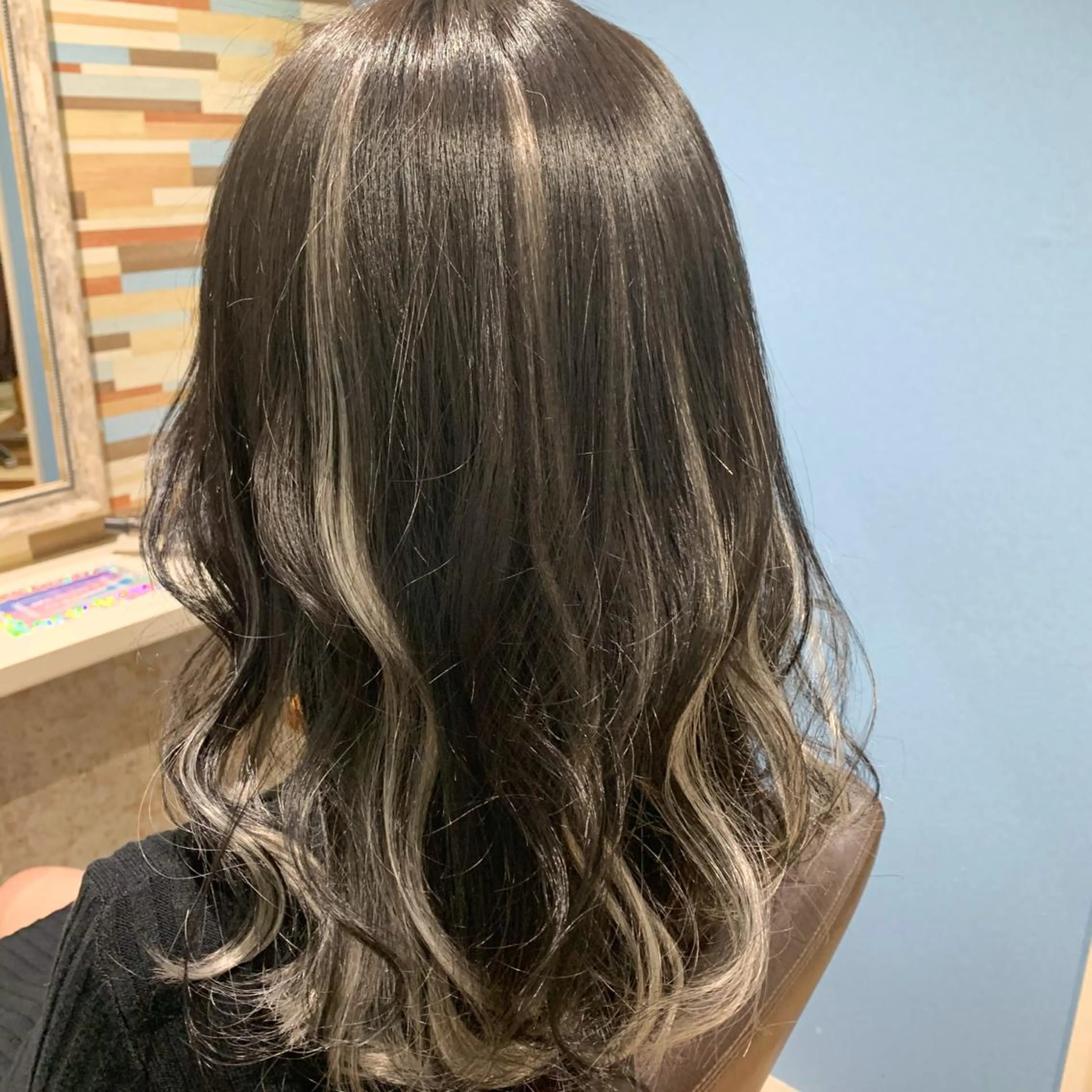 ミディアム カラー ヘアアレンジ ハイライトカラー インナーカラー ハイライト 髪質改善&Spa fee by carrefour 大橋店[フィー・バイ・カルフール大橋]所属・stylist Yukieのヘアスタイル