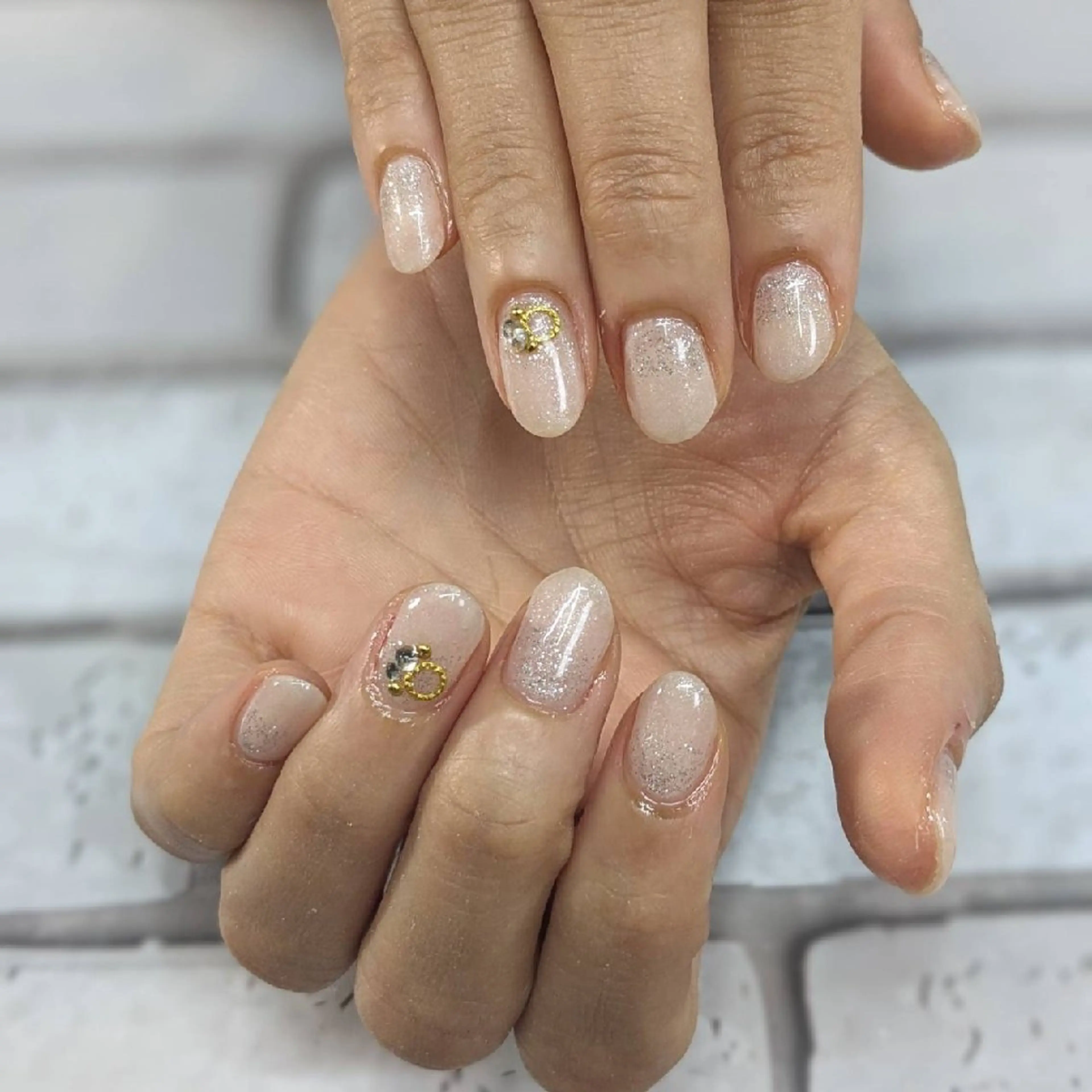 ネイル ラメ(グリッター) ハンドネイル ネイルサロンベルティ .keikoのネイルデザイン