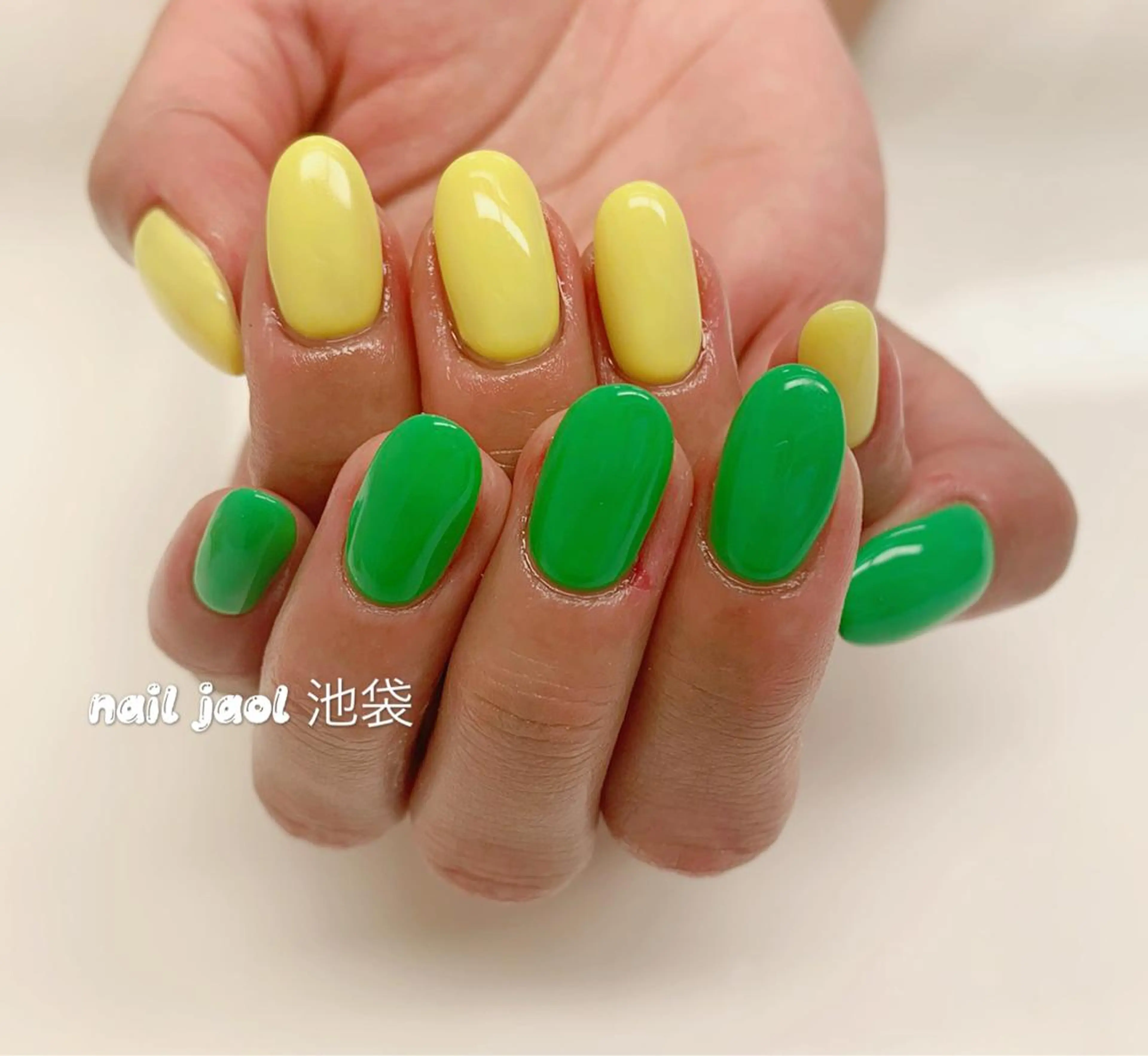 ミディアム nail jaol池袋店所属・ネイルJaol 池袋のネイルデザイン