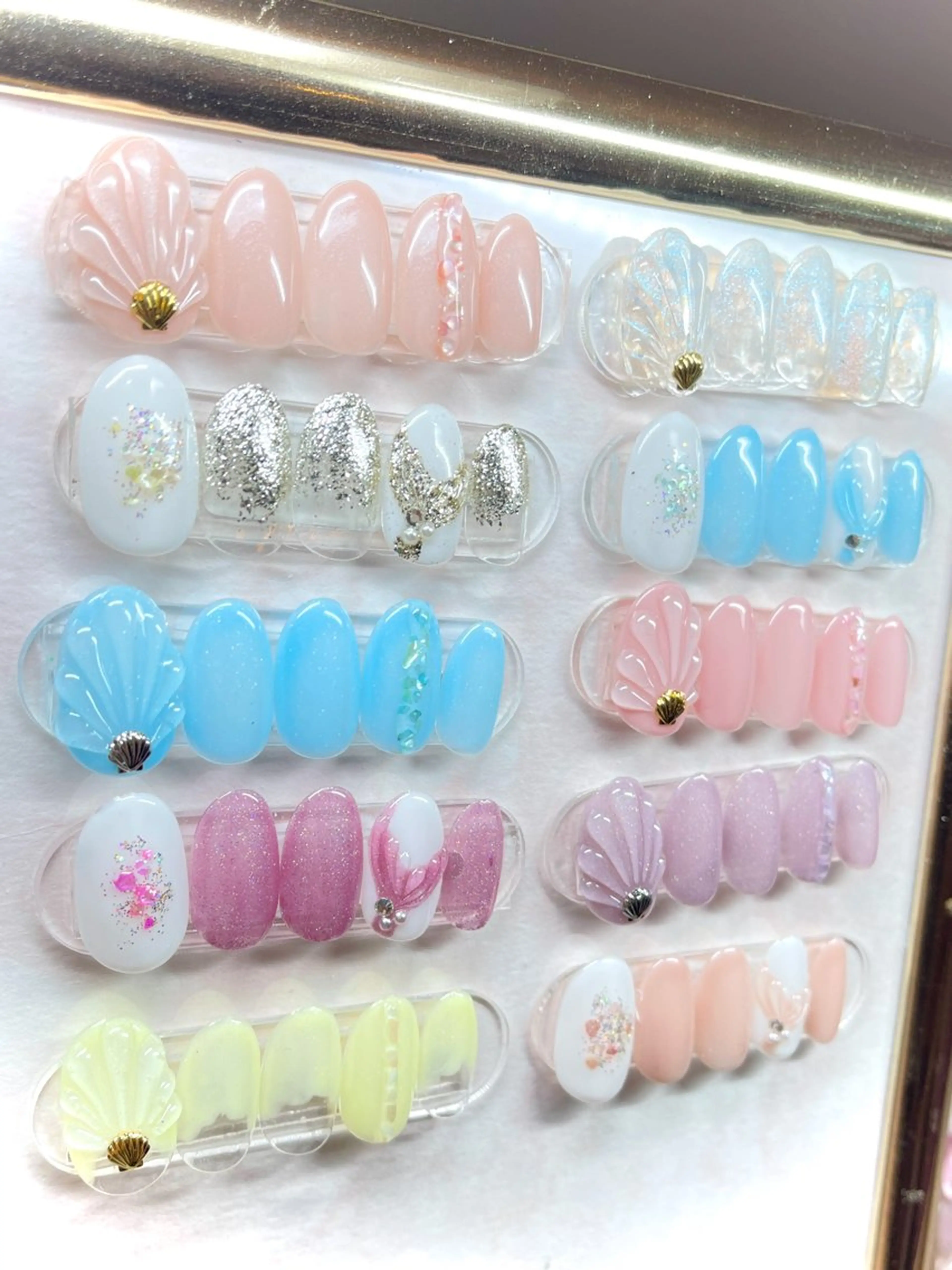 ネイル Vogusty's Nail 鶴見店のネイルデザイン