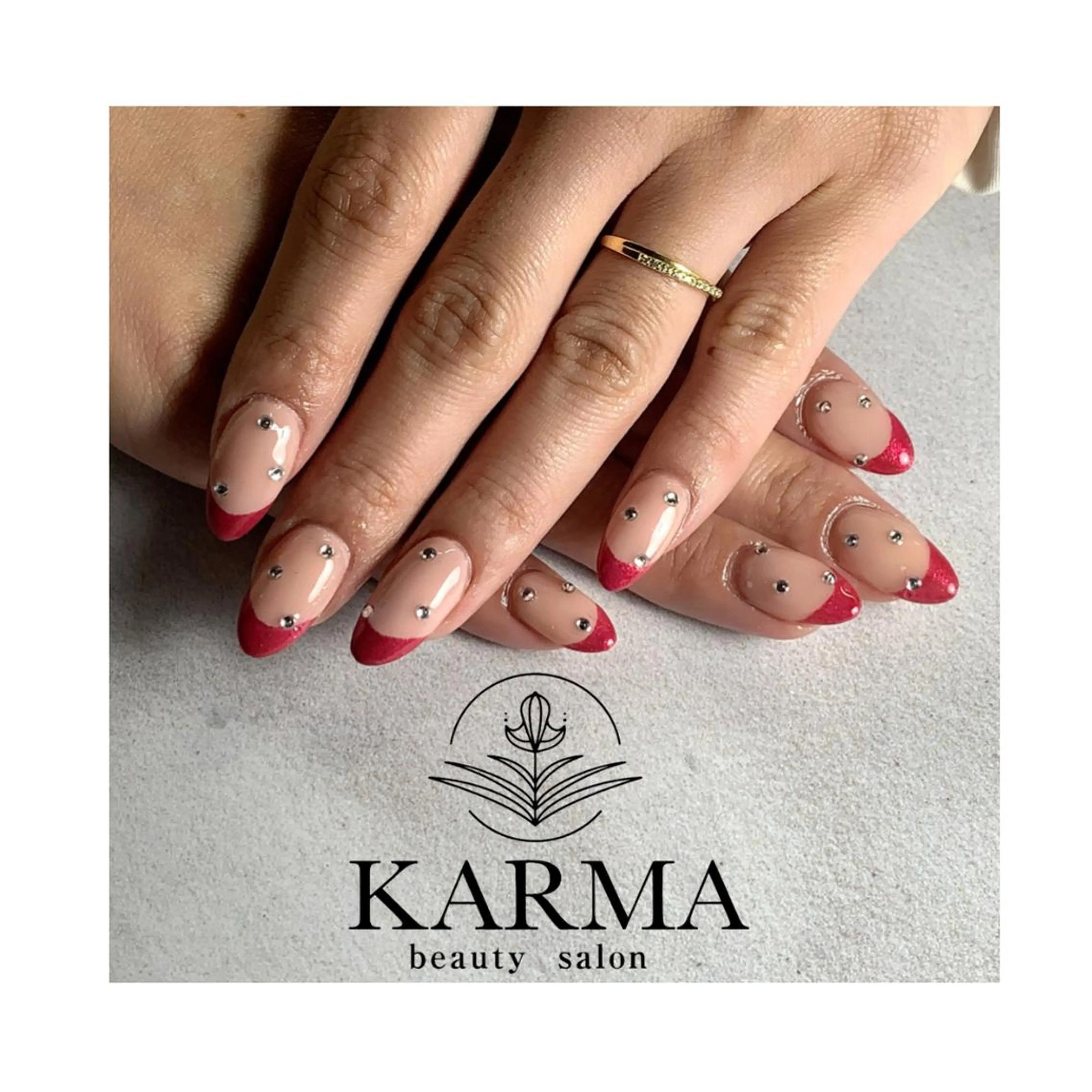 ロング ネイル ロング ロングネイル スカルプネイル ハンドネイル KARMA salonのネイルデザイン