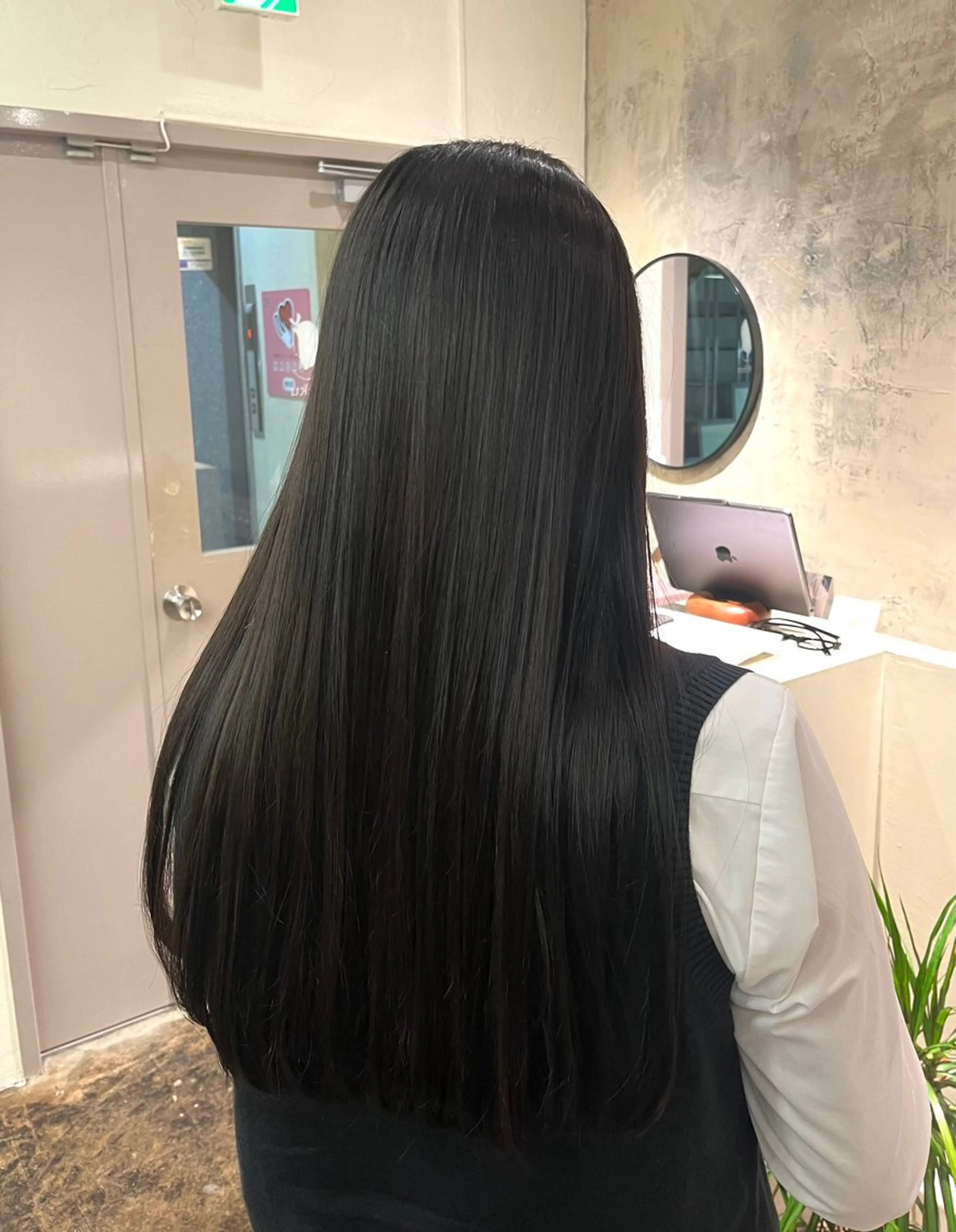 カラー ヘアカラー pazu .のヘアスタイル