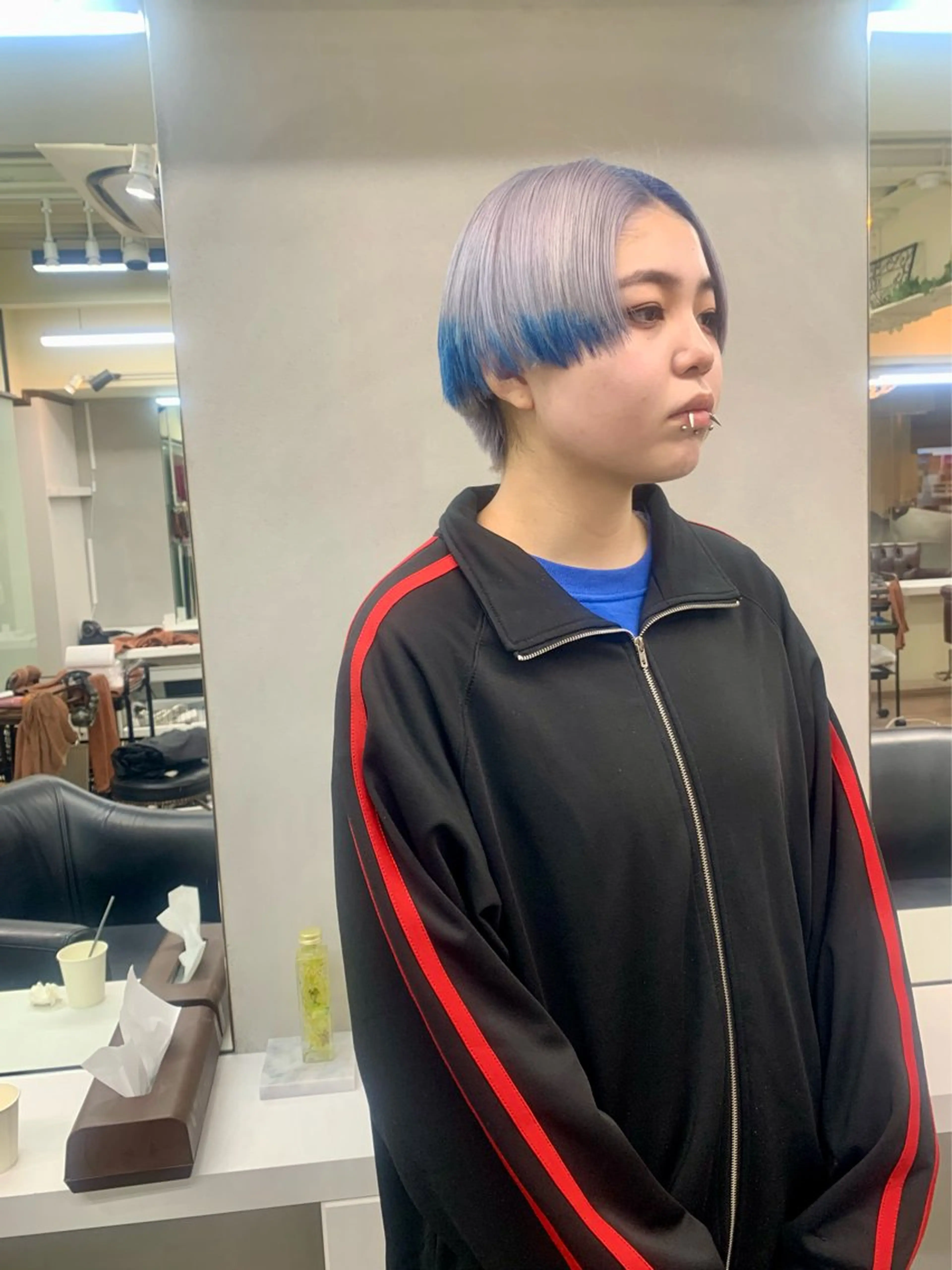 ショート カラー ヘアアレンジ カット ヘアカラー トリートメント 個性爆弾💣 ダブルカラー/ゆかのヘアスタイル