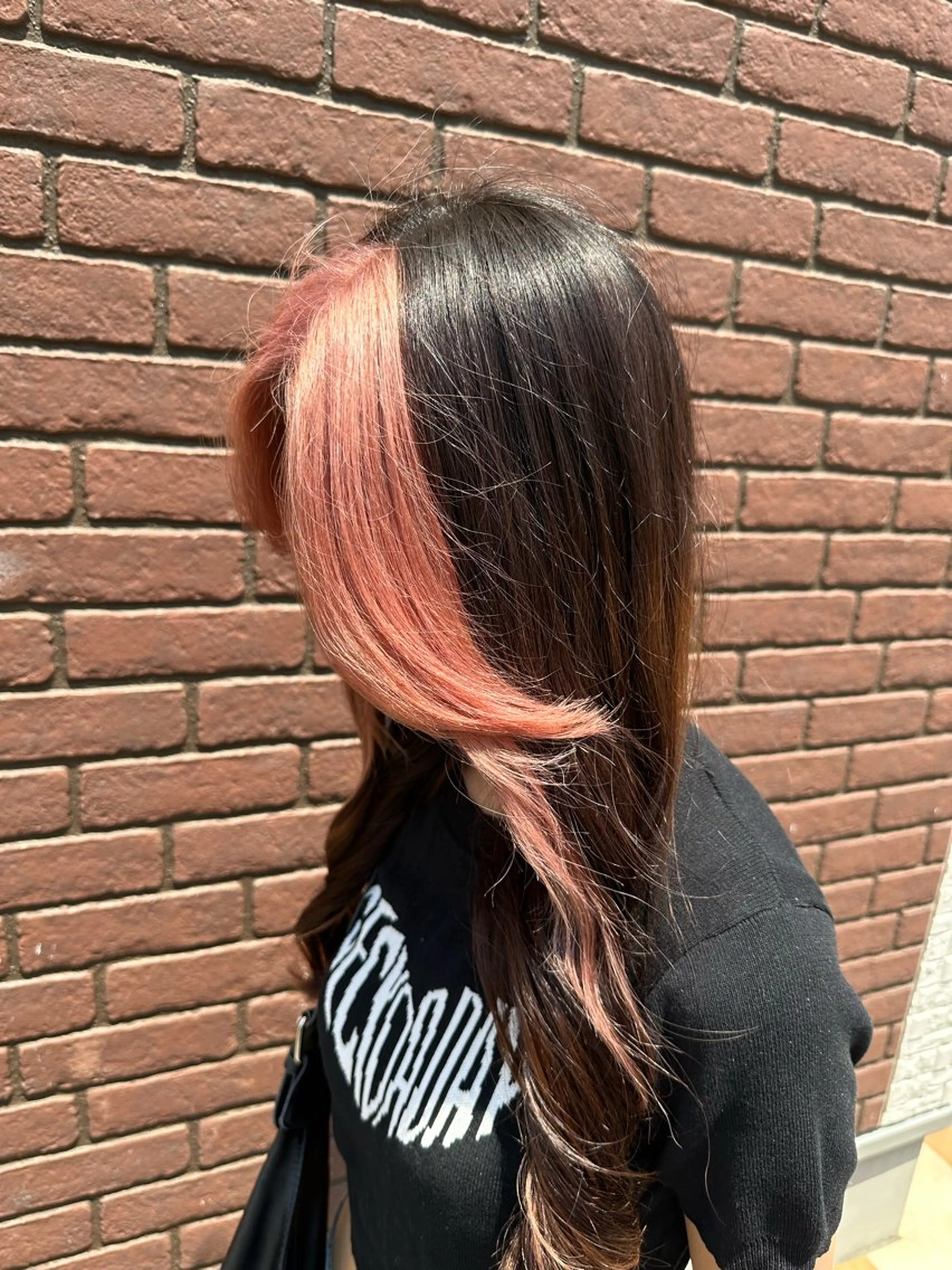 ロング カラー ブリーチ レイヤーカット トリートメント ハイトーン/ 縮毛矯正のヘアスタイル