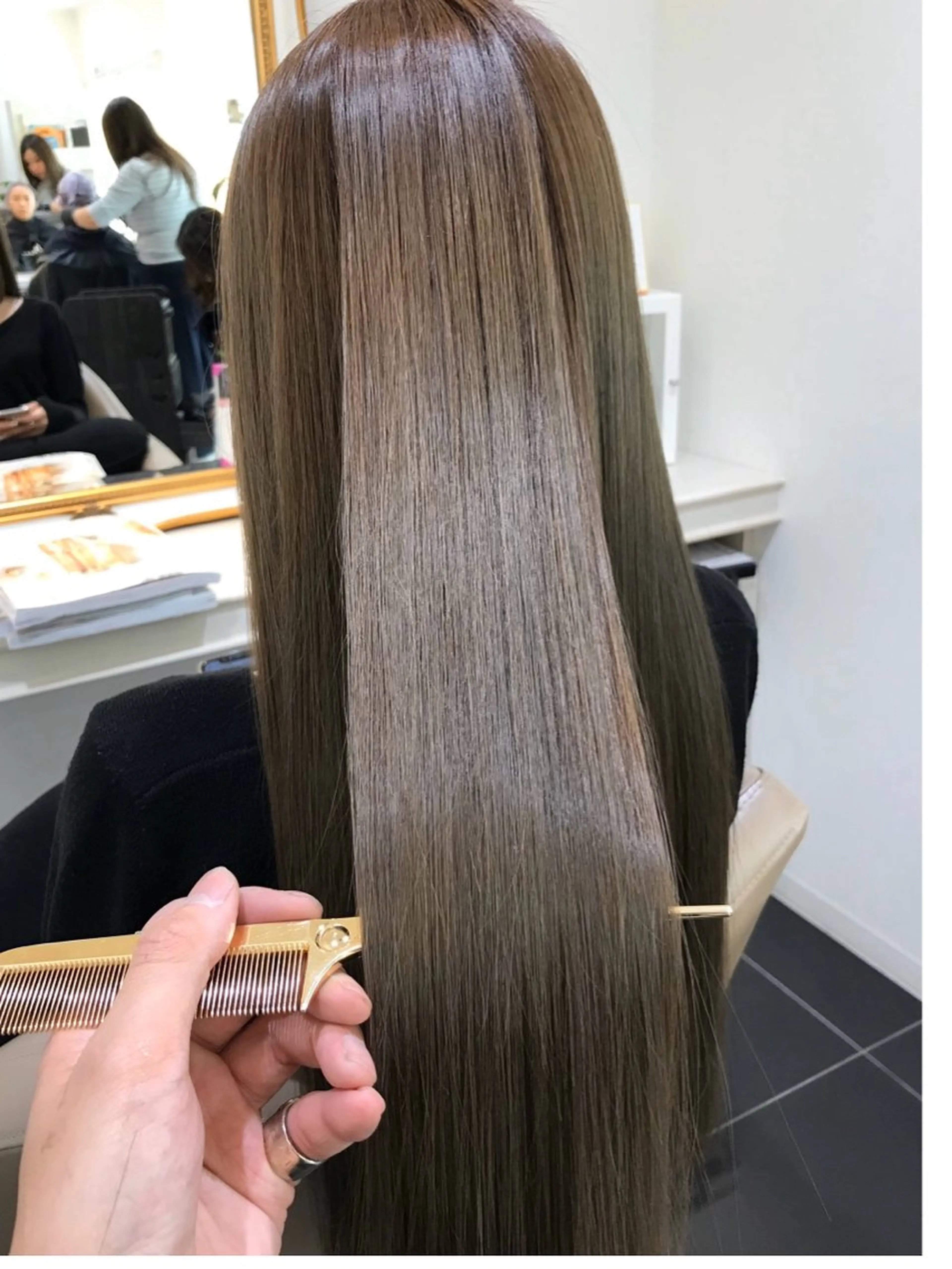 カラー 透明感カラー ヘアカラー 加藤 芽実のヘアスタイル