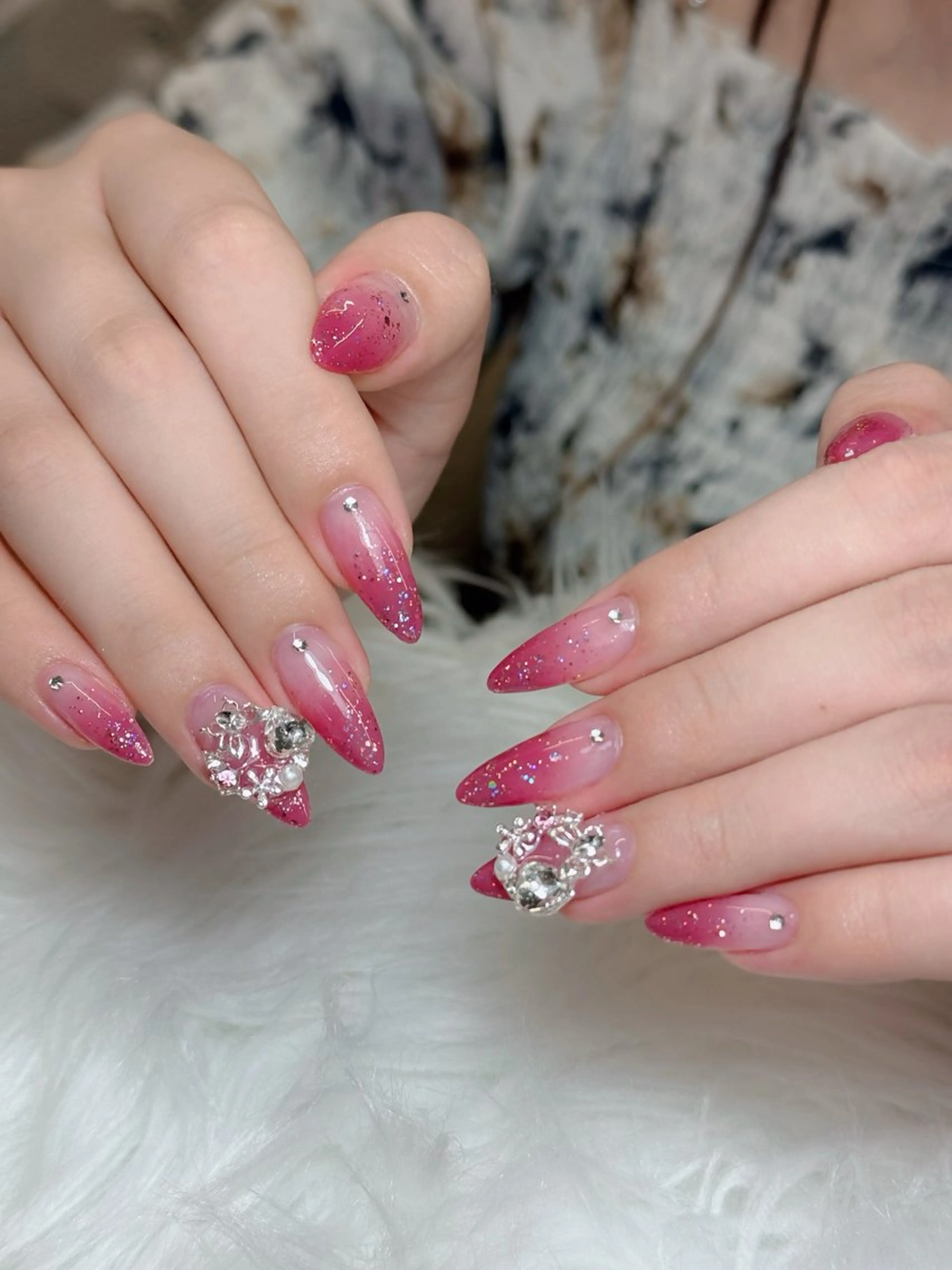 ネイル オーロラネイル チークネイル フットネイル フレンチネイル 韓国ネイル Lumi Nail 新大久保3‘のネイルデザイン