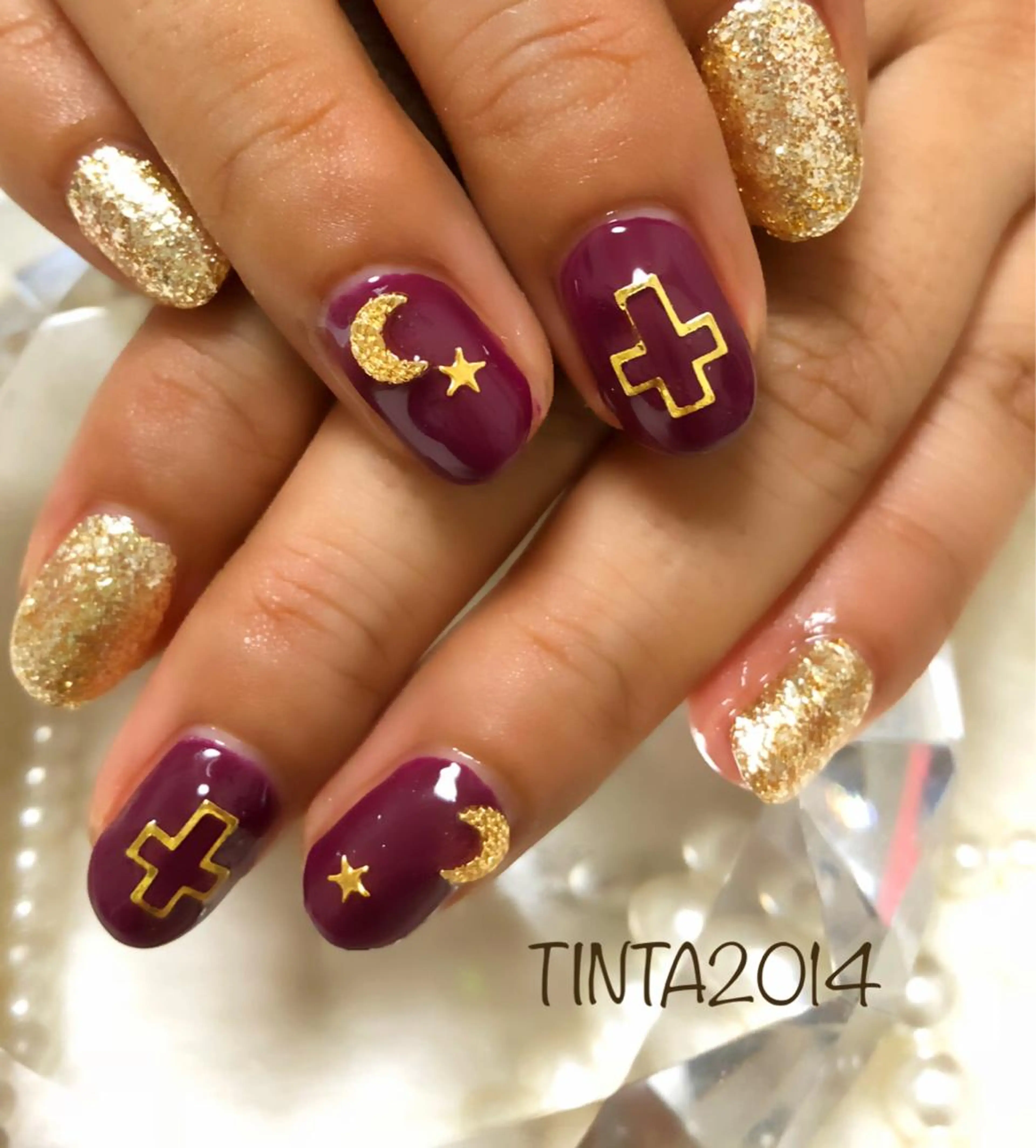 ネイル ボルドー ゴールド ラメ(グリッター) ネイルサロン ティンタ所属・馬場 典子のネイルデザイン