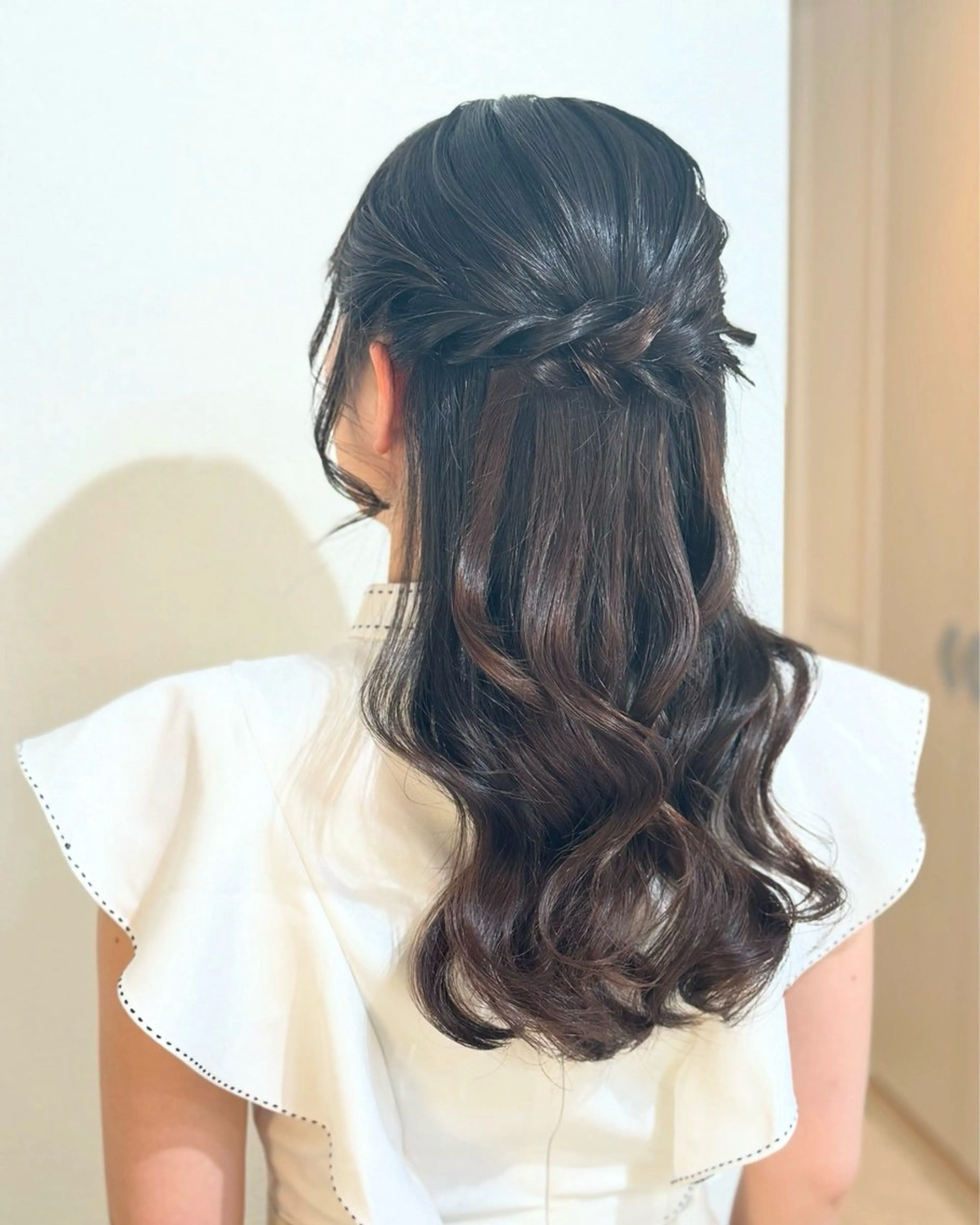 ロング ヘアアレンジ ハーフアップ 鷲見 望のヘアスタイル