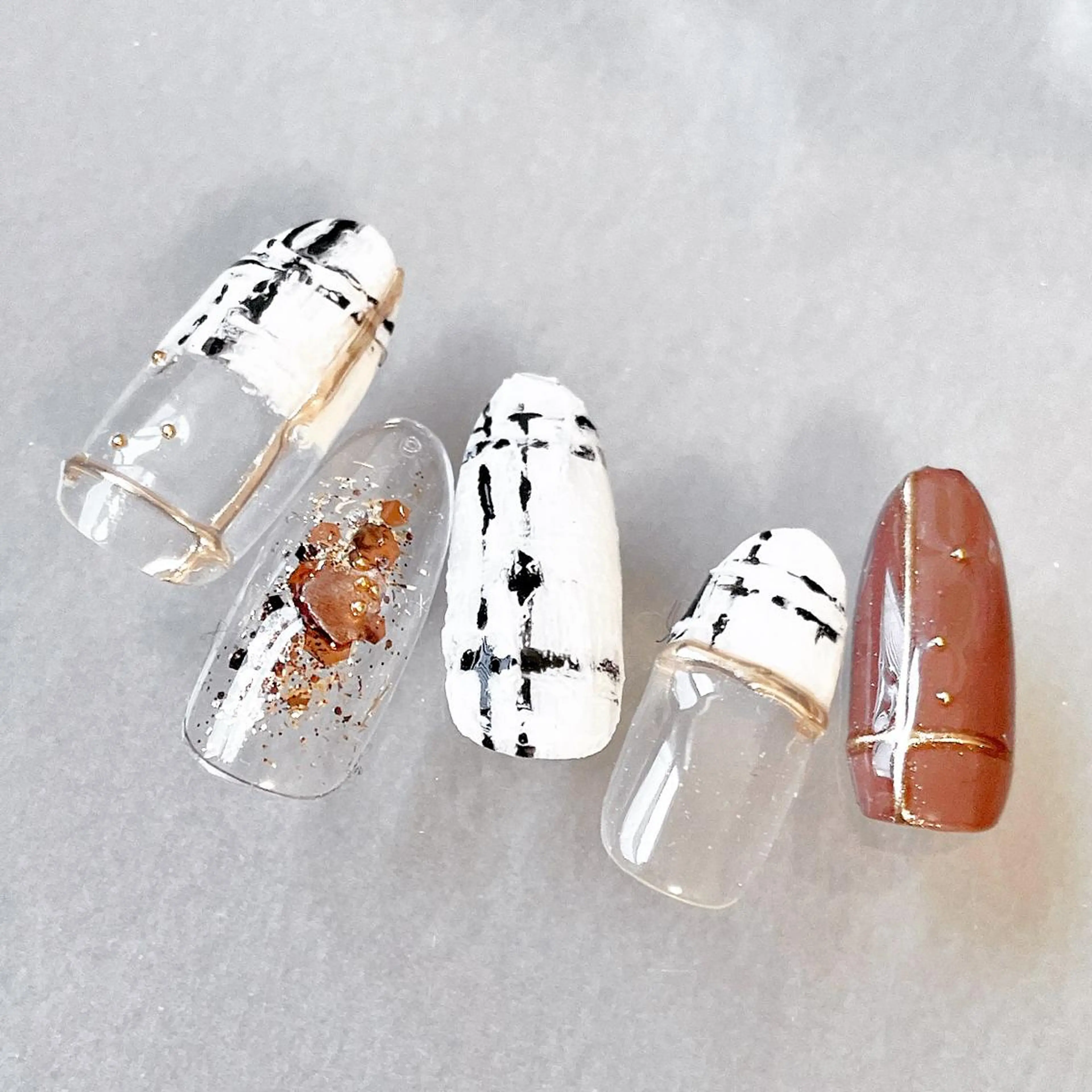 ネイル 長さ出し ラメ(グリッター) スカルプネイル ハンドネイル A85G ayakoのネイルデザイン