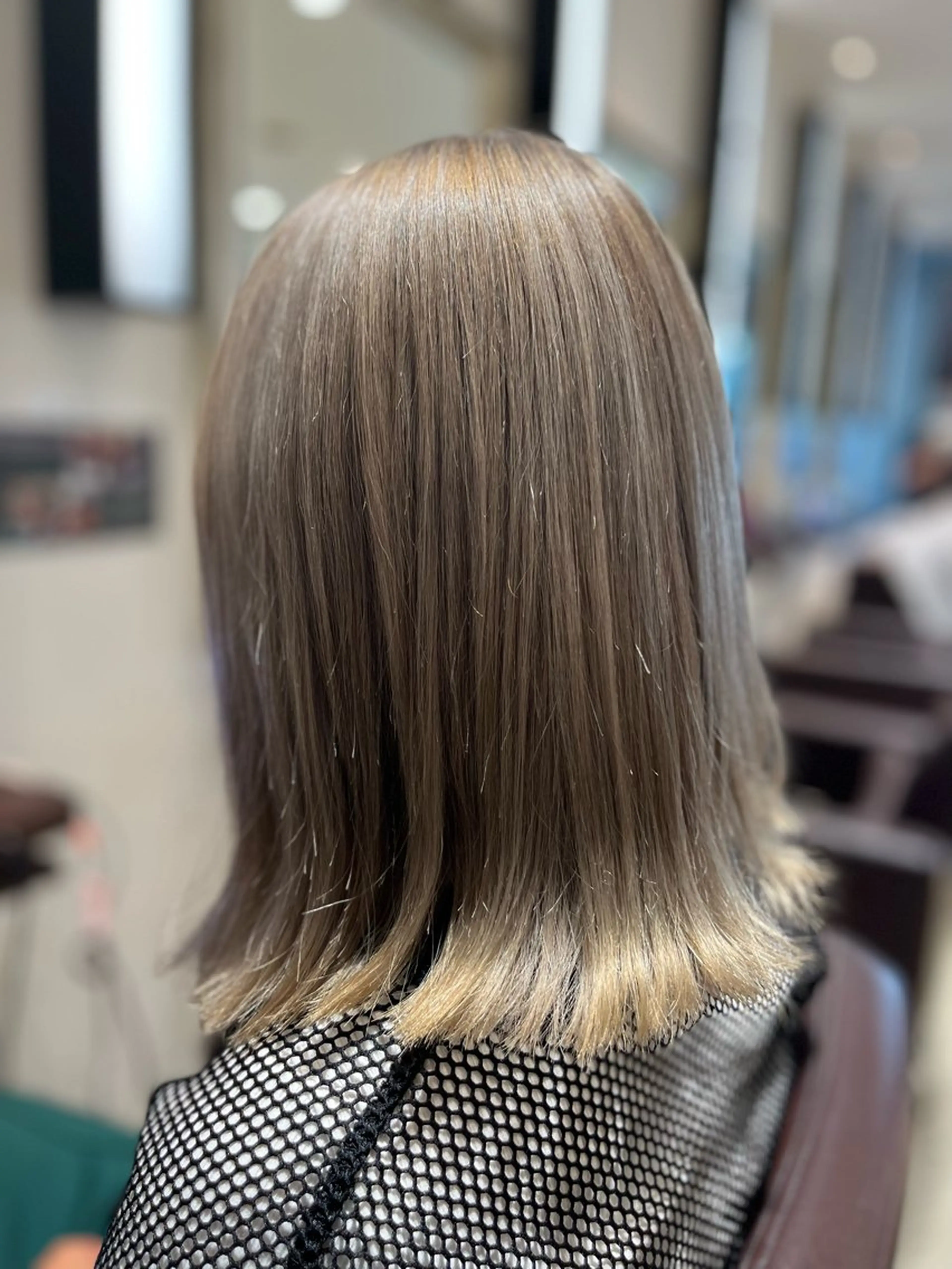 ミディアム カラー トバ ショウゴのヘアスタイル
