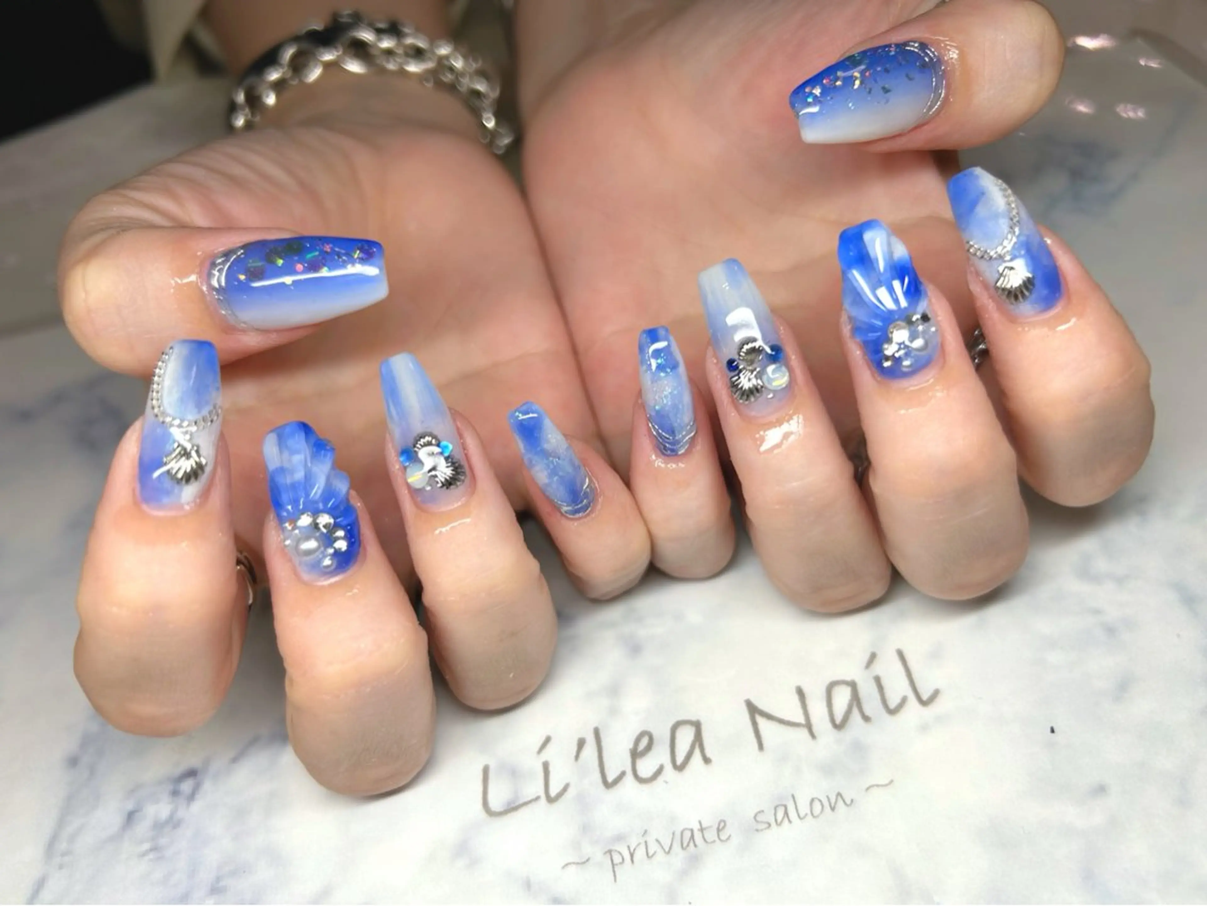 ネイル ハンドネイル Li'leaNail AINAのネイルデザイン