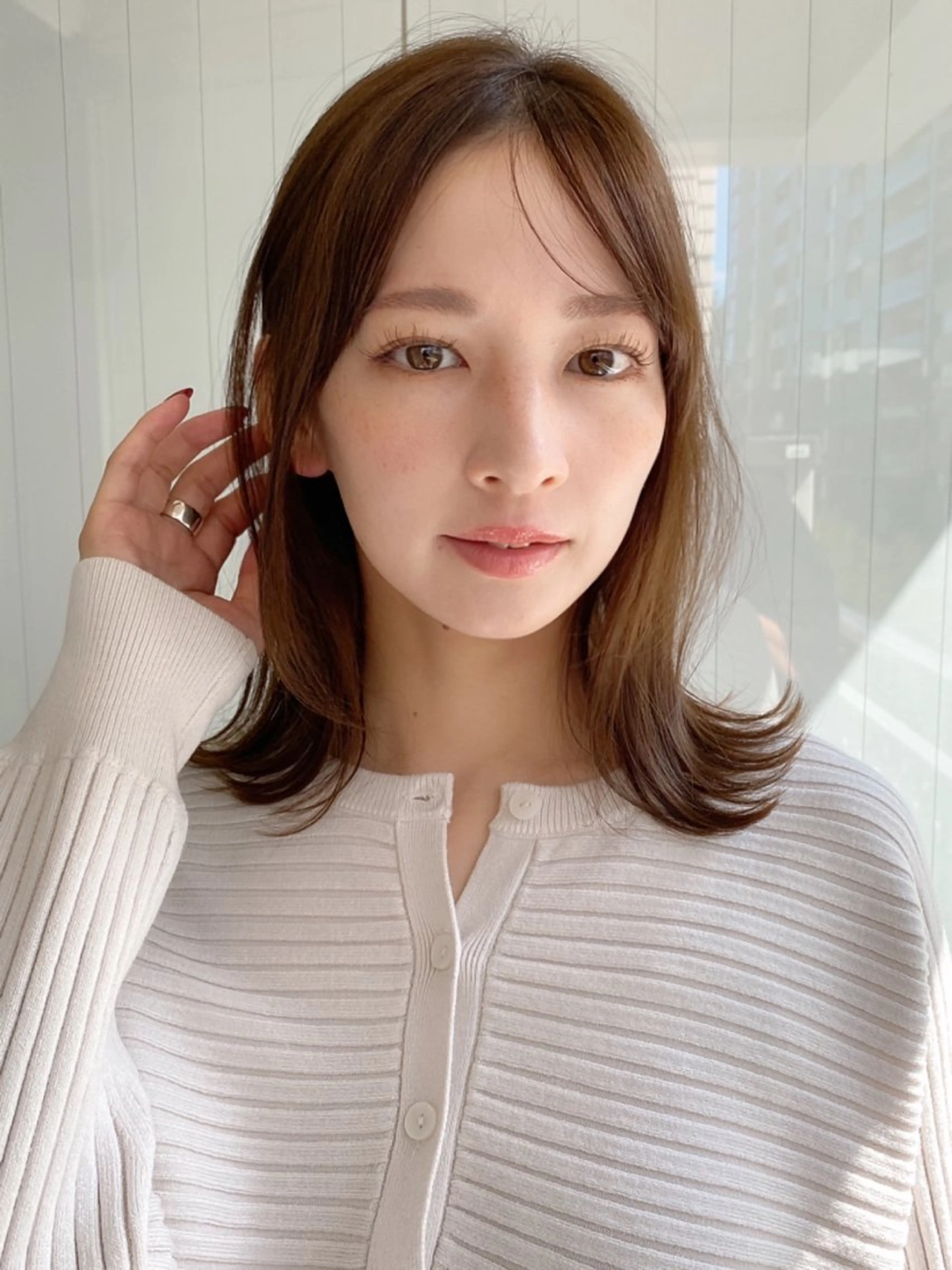 ミディアム カラー ベージュカラー 透明感カラー 佐藤 侑哉のヘアスタイル