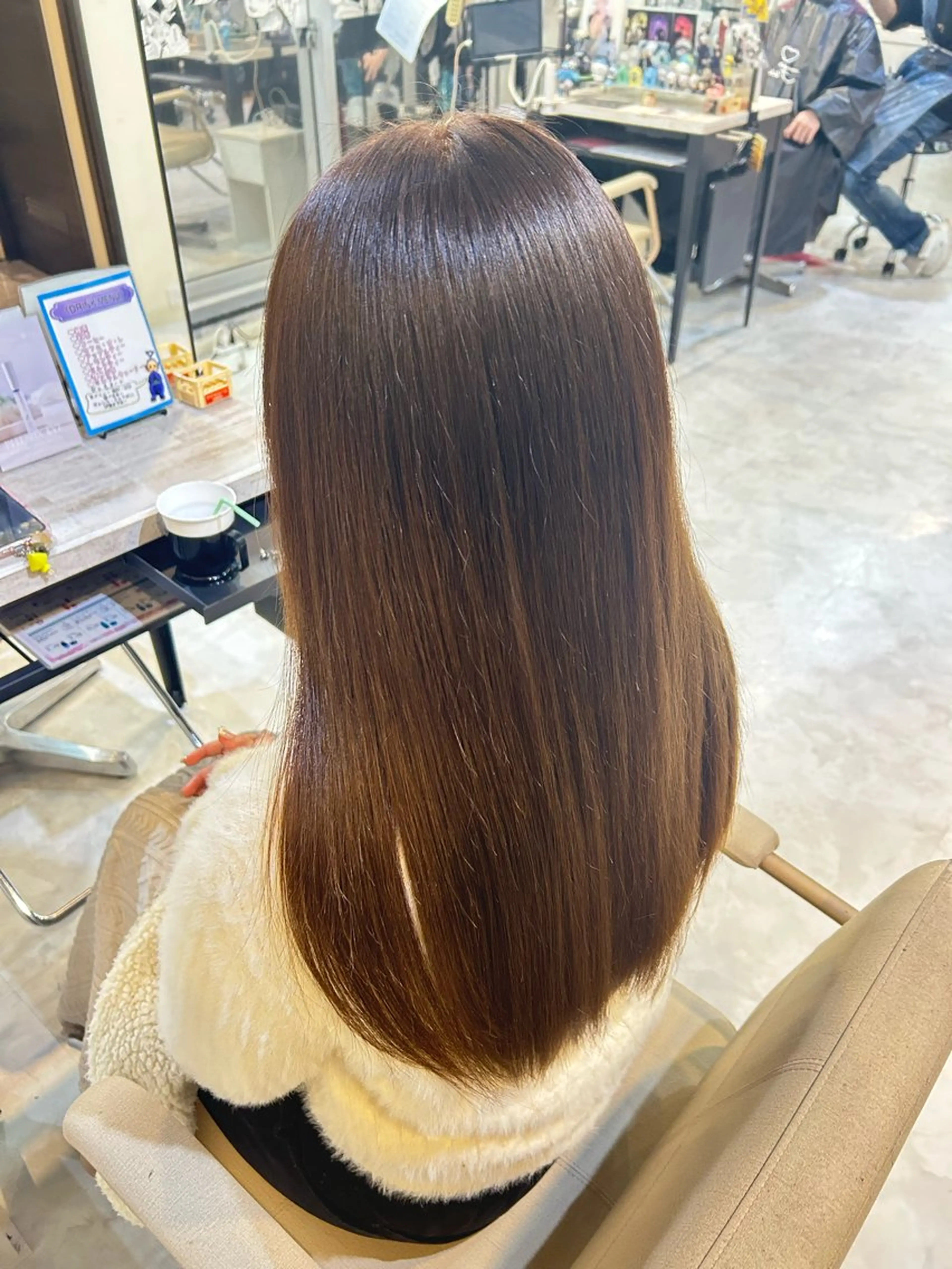 ロング 荻野 ひなのヘアスタイル