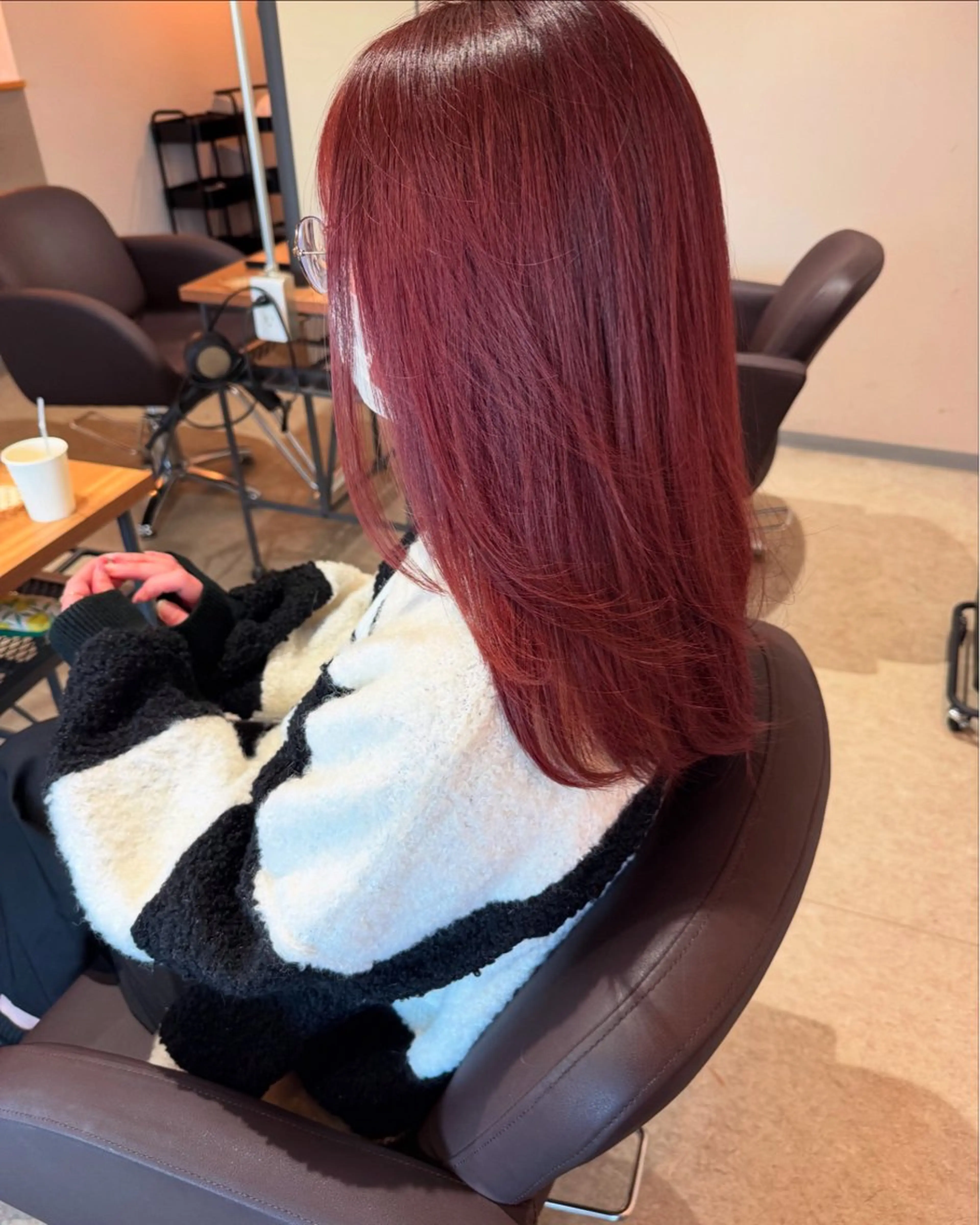 ミディアム ボブレイヤー ボブ 韓国風ヘア レイヤーカット 縮毛矯正 カット ヘアカラー トリートメント ✨髪質改善美髪矯正✨ ボブ/切りっぱなし✨のヘアスタイル