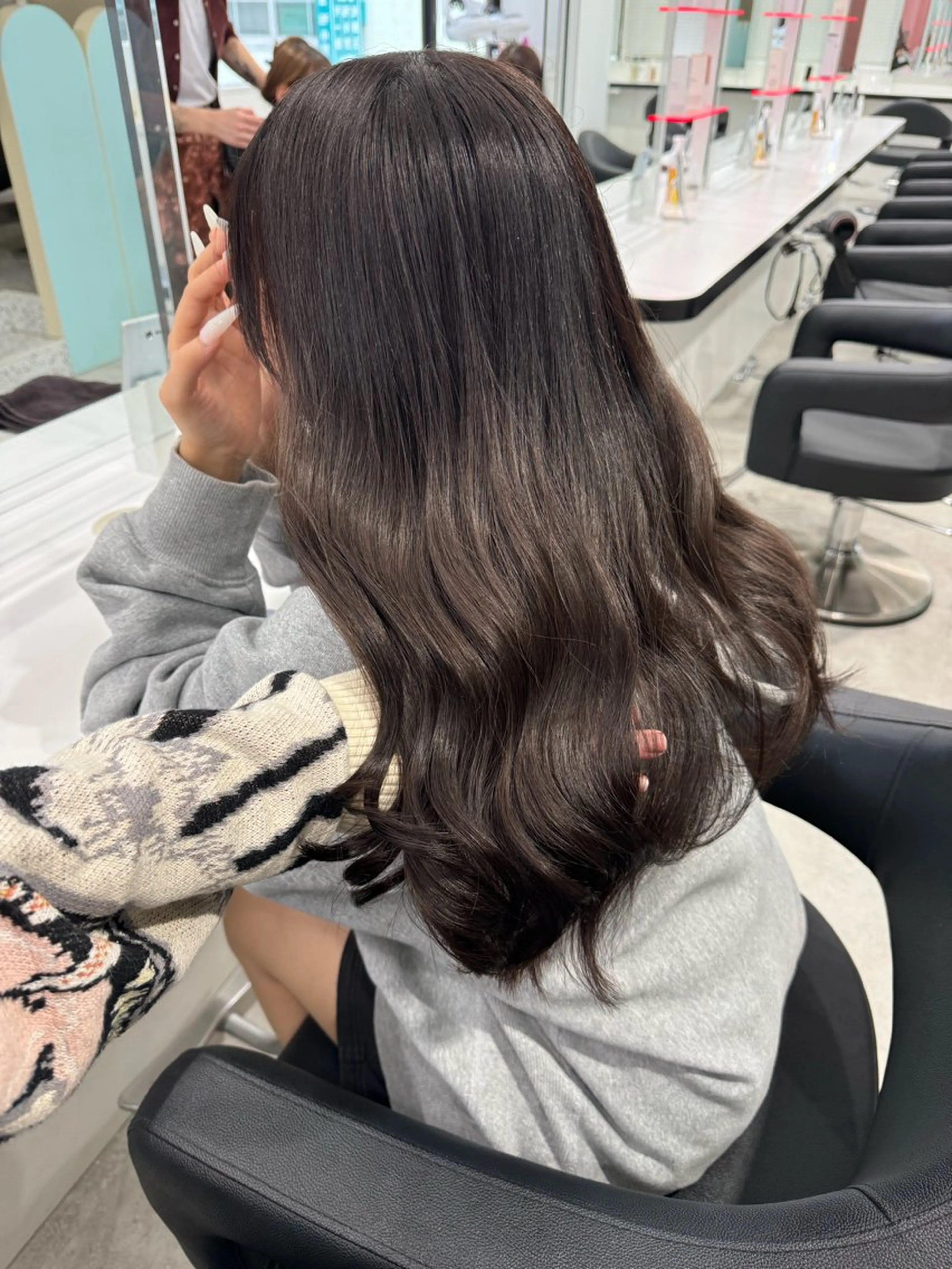 ロング ヘアカラー トリートメント ⛄️レイヤー⛄透明感 ⛄️kyotaroのヘアスタイル