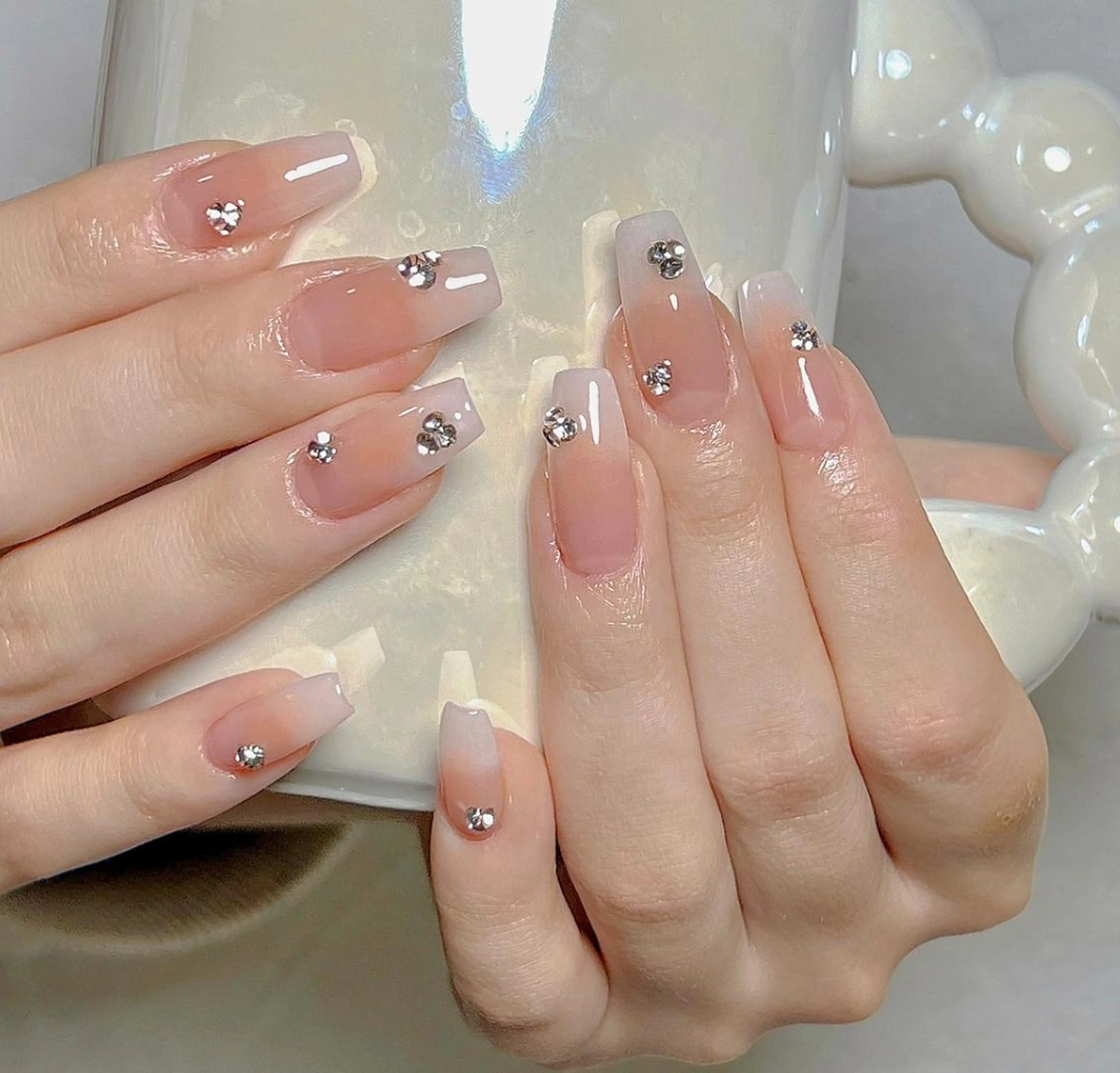 ネイル Queens テイのネイルデザイン