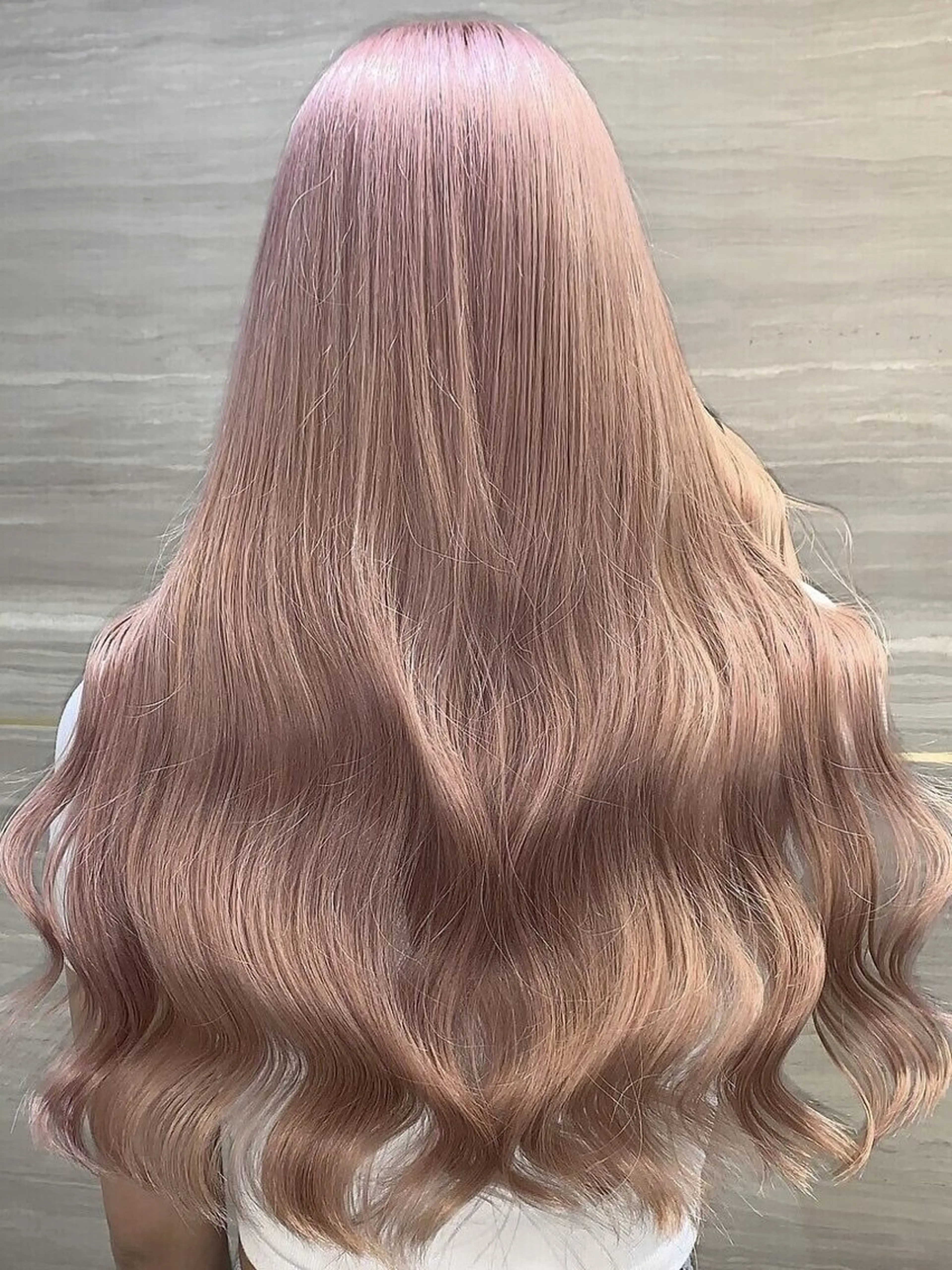 ロング カラー 🎀asumi/大宮 /ブリーチモデル🎀のヘアスタイル