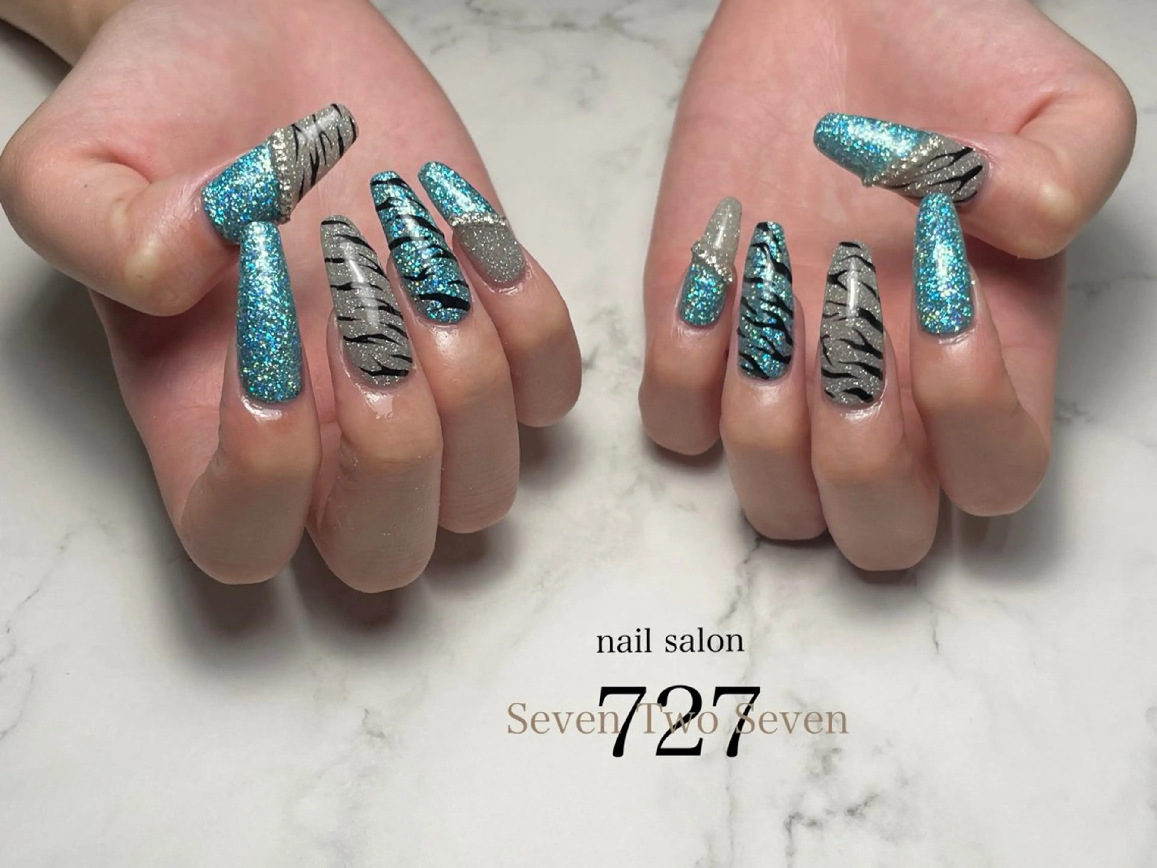 ネイル ハンドネイル 727 nailのネイルデザイン